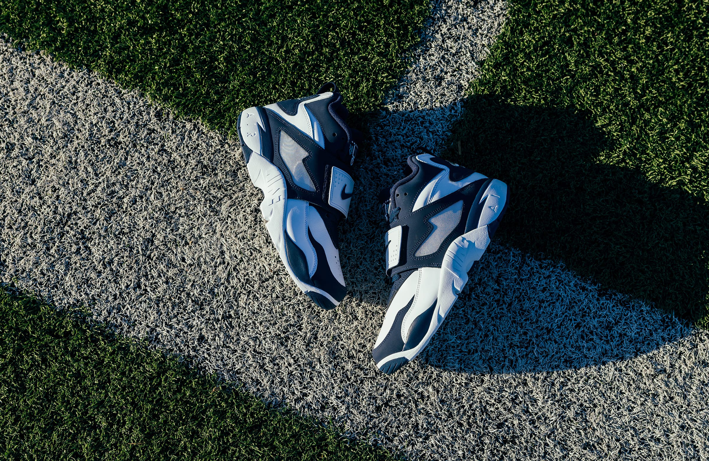 Nike Air Diamond Turf 'Cowboys' – DTLR