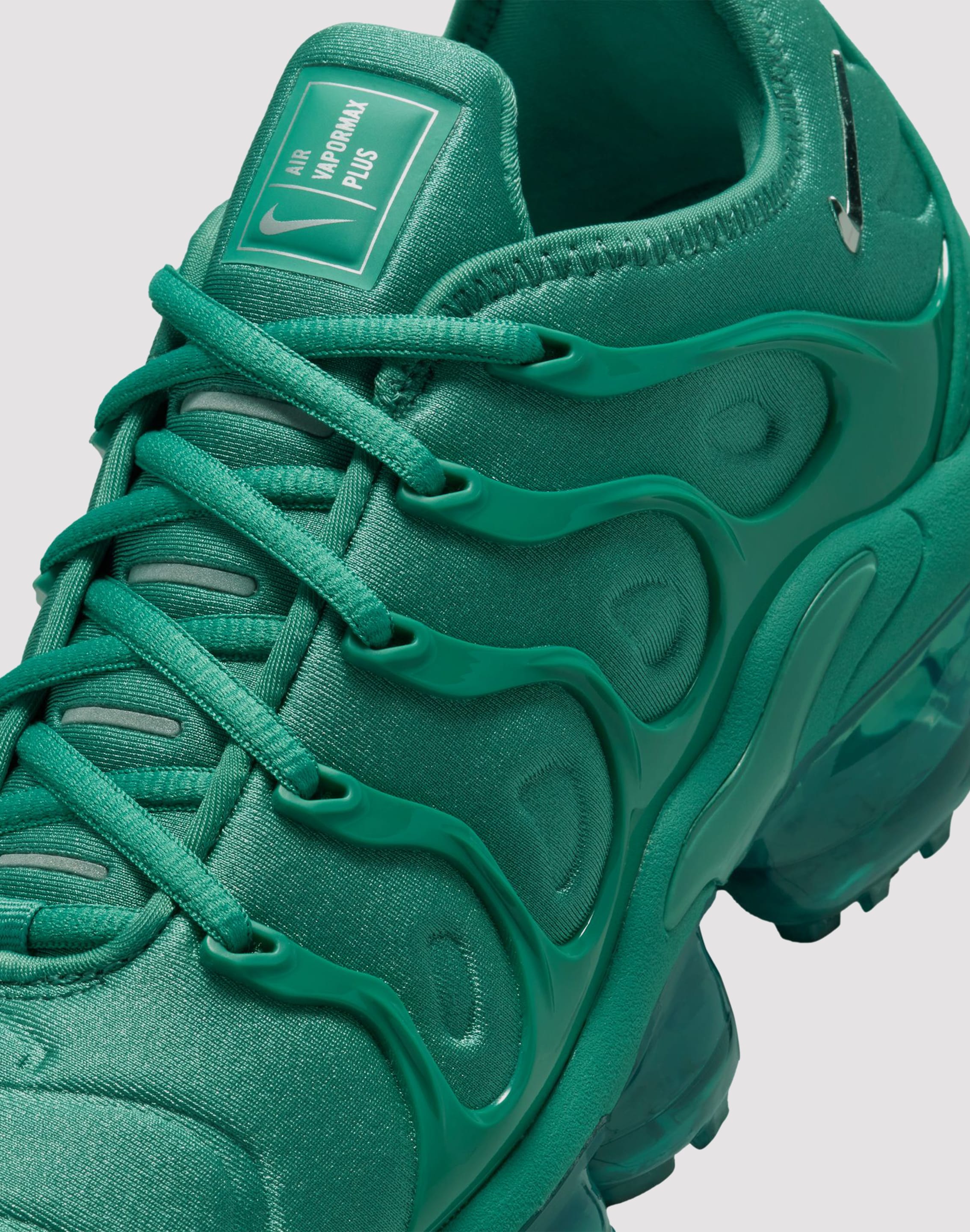 Womens Vapormax Plus Nike Air Vapormax Kids Silver Nike WOMEN'S