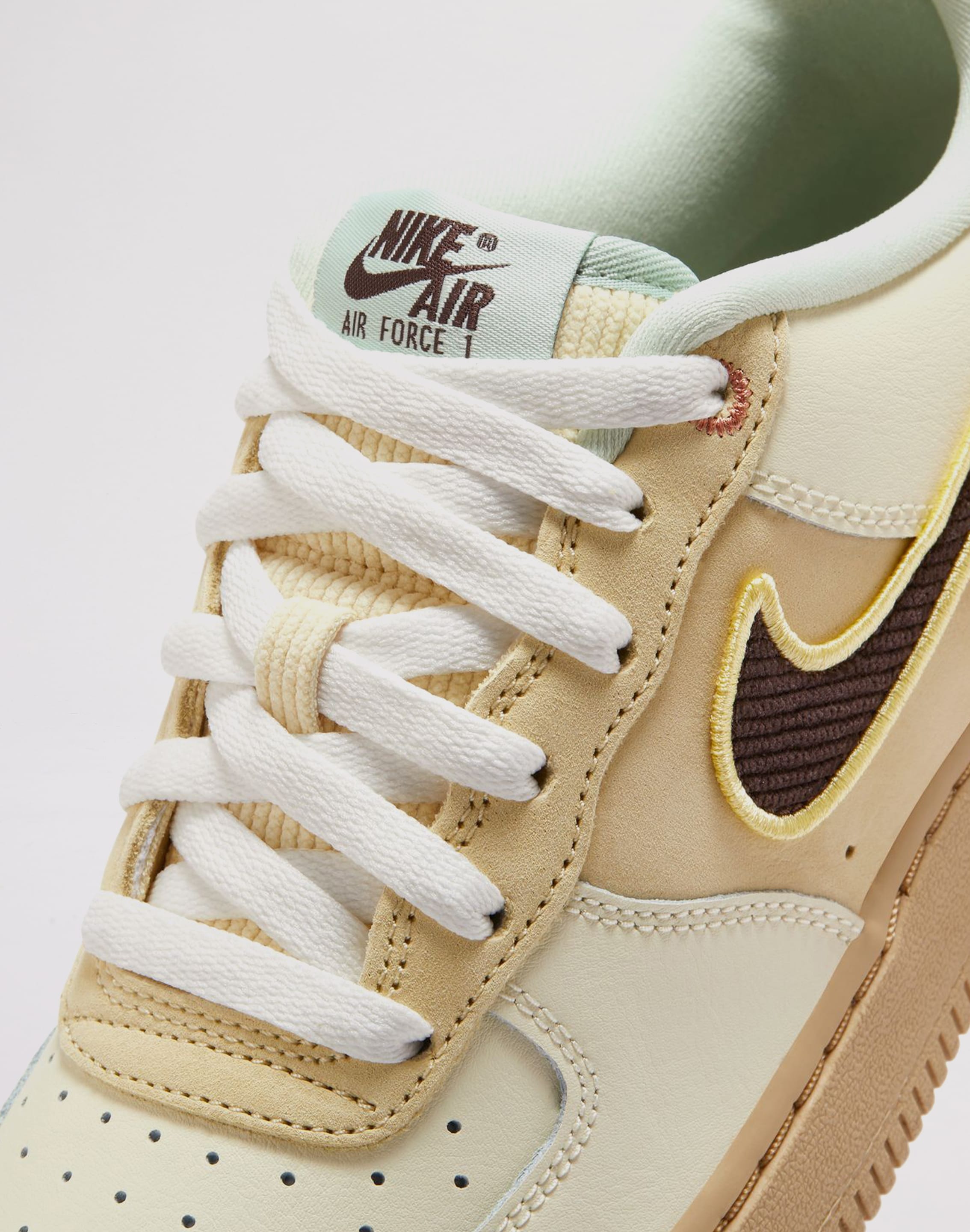 Nike Air Force 1 LV8 Pre-School