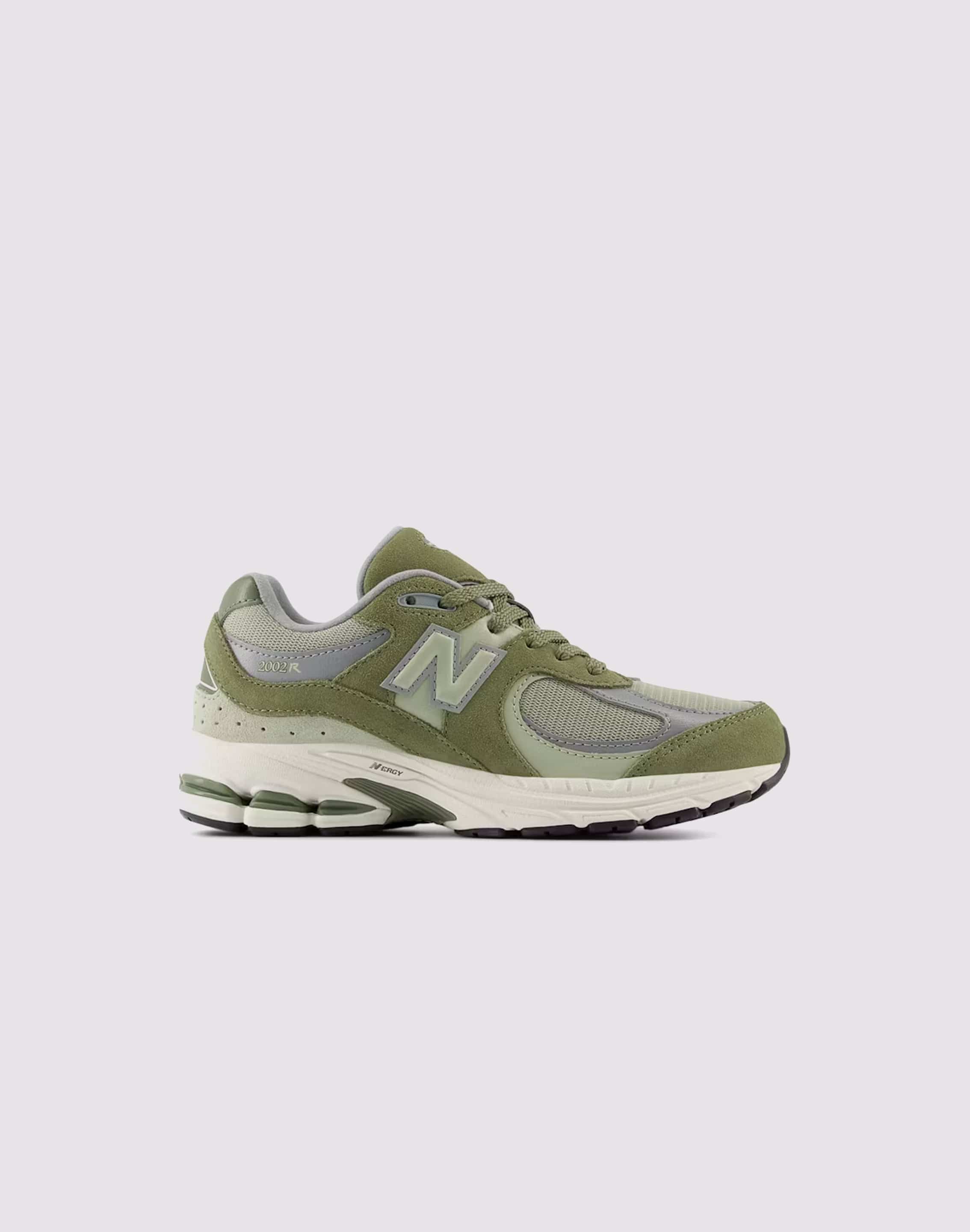 New Balance 2002R Grade-School – DTLR