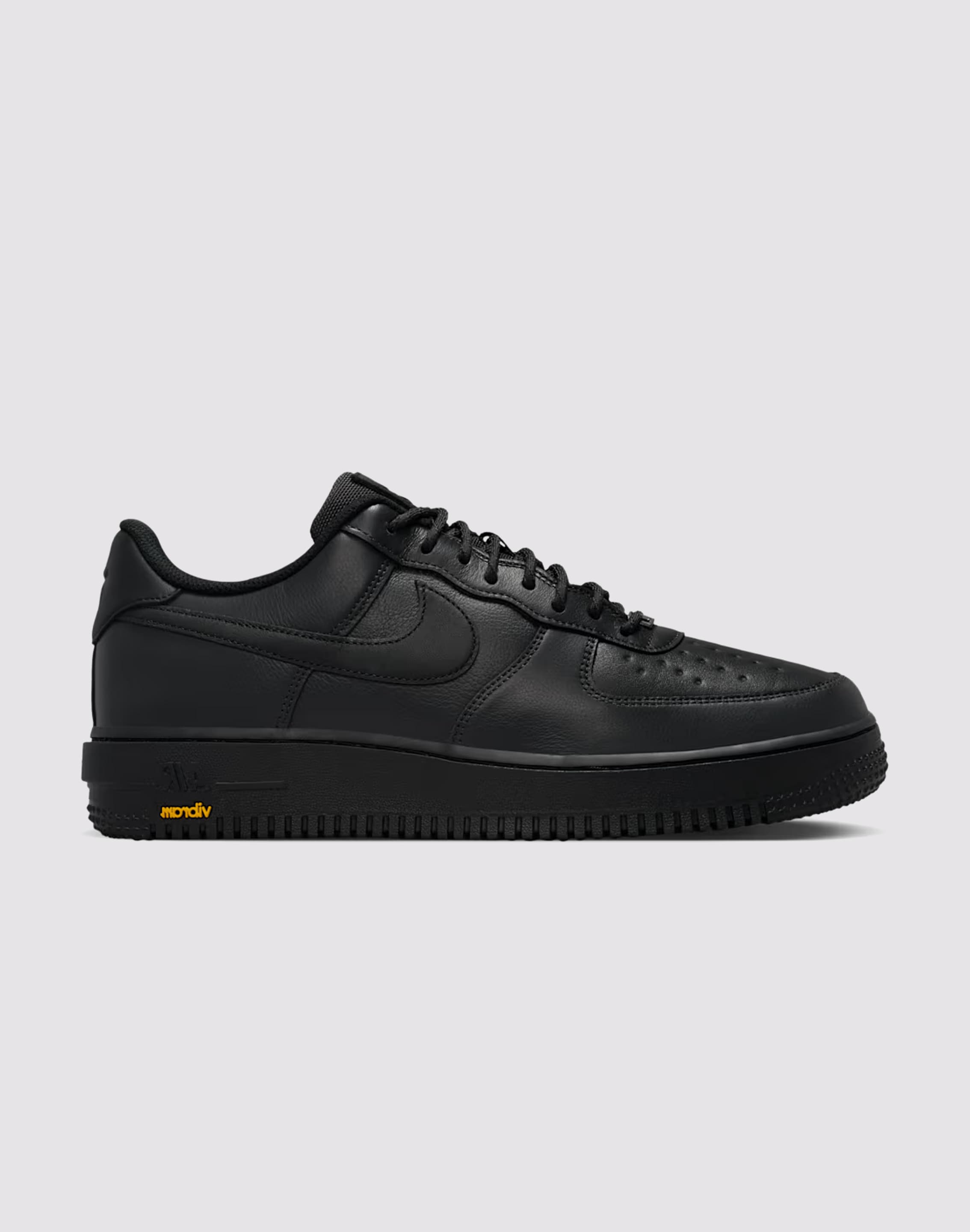 MENS NIKE AIR FORCE 1 GORE-TEX