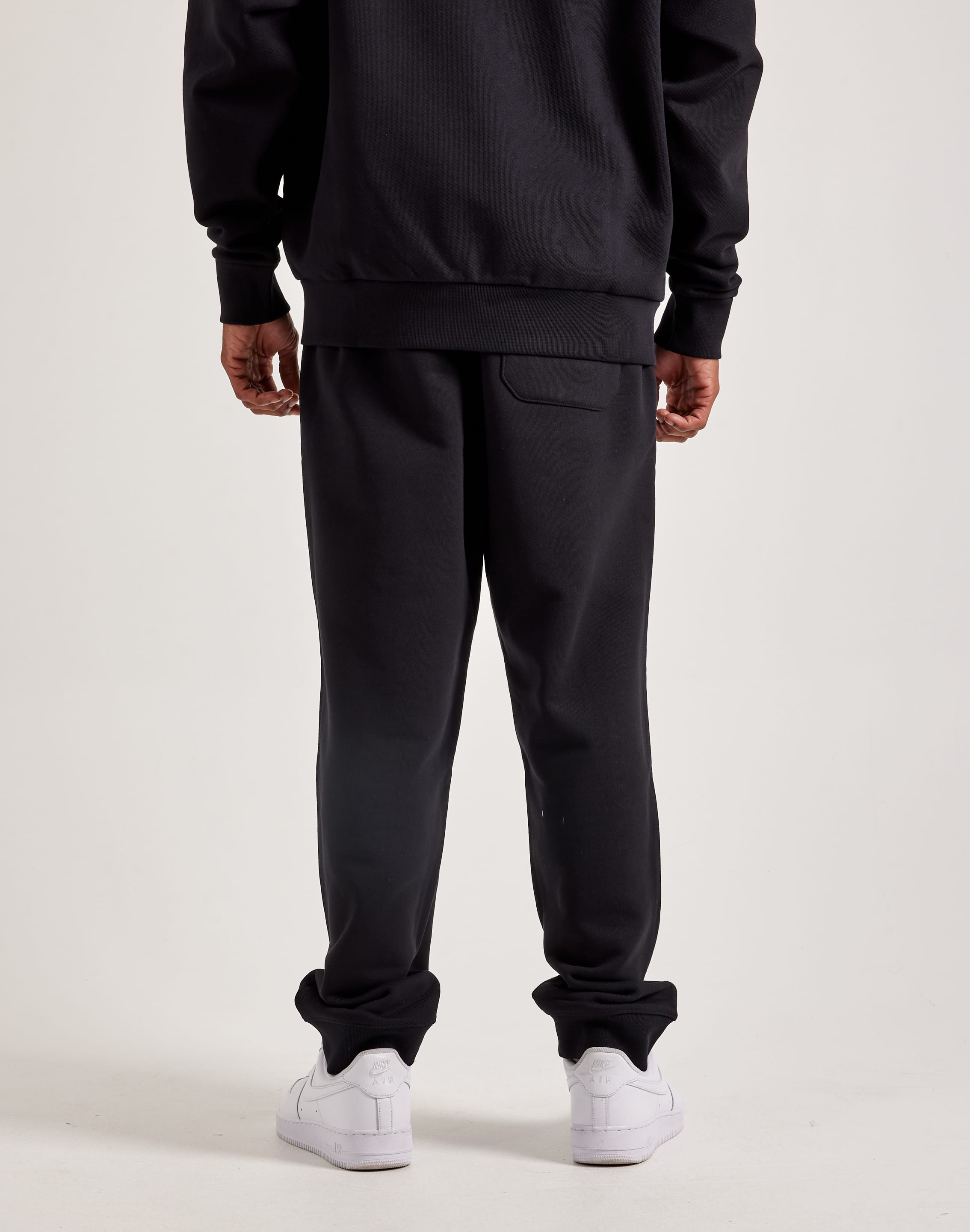 Hugo Nevez Pants – DTLR