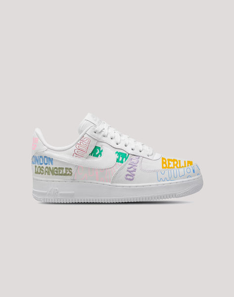 靴 Nike Air Force 1 Low \