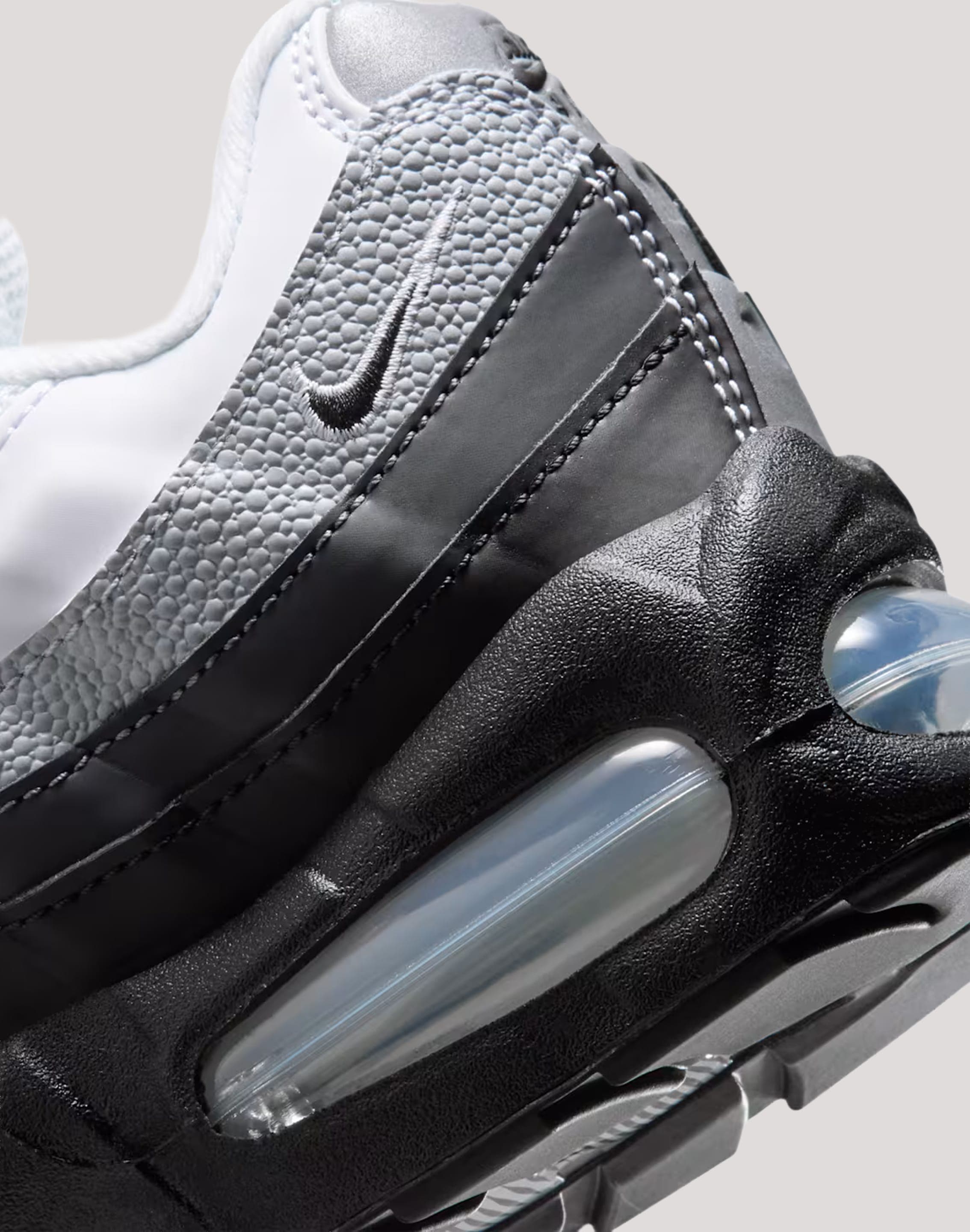Photo of Nike Air Max 95 Grade-School