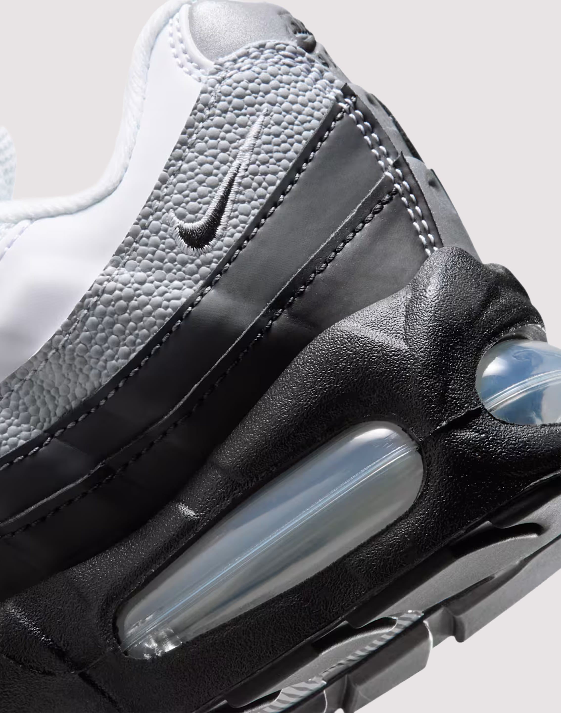 Photo of Nike Air Max 95 Grade-School