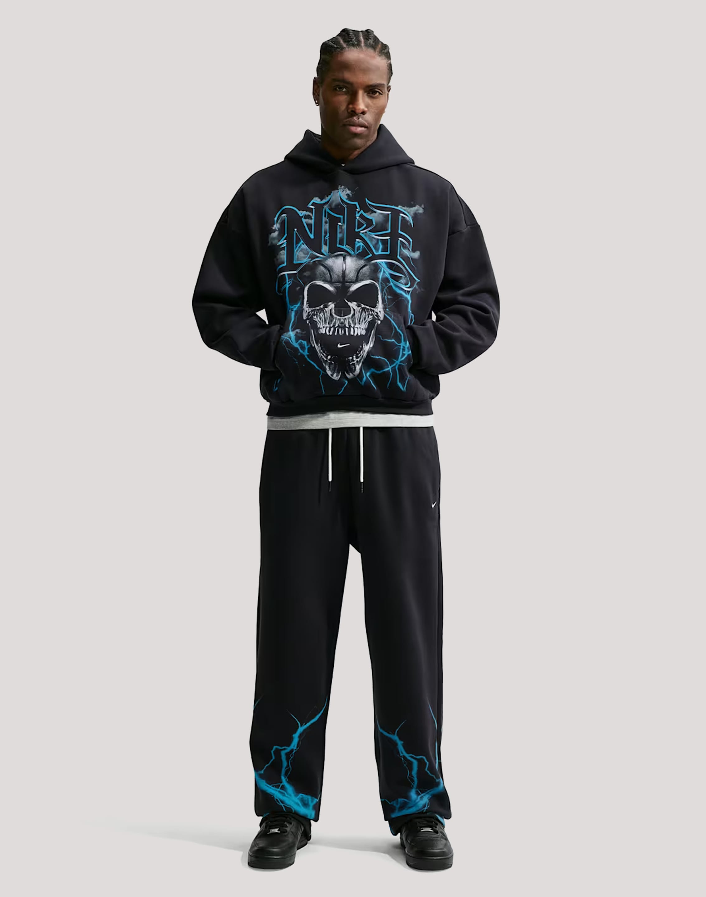 Photo of Nike Brushed Pullover Fleece Basketball Hoodie