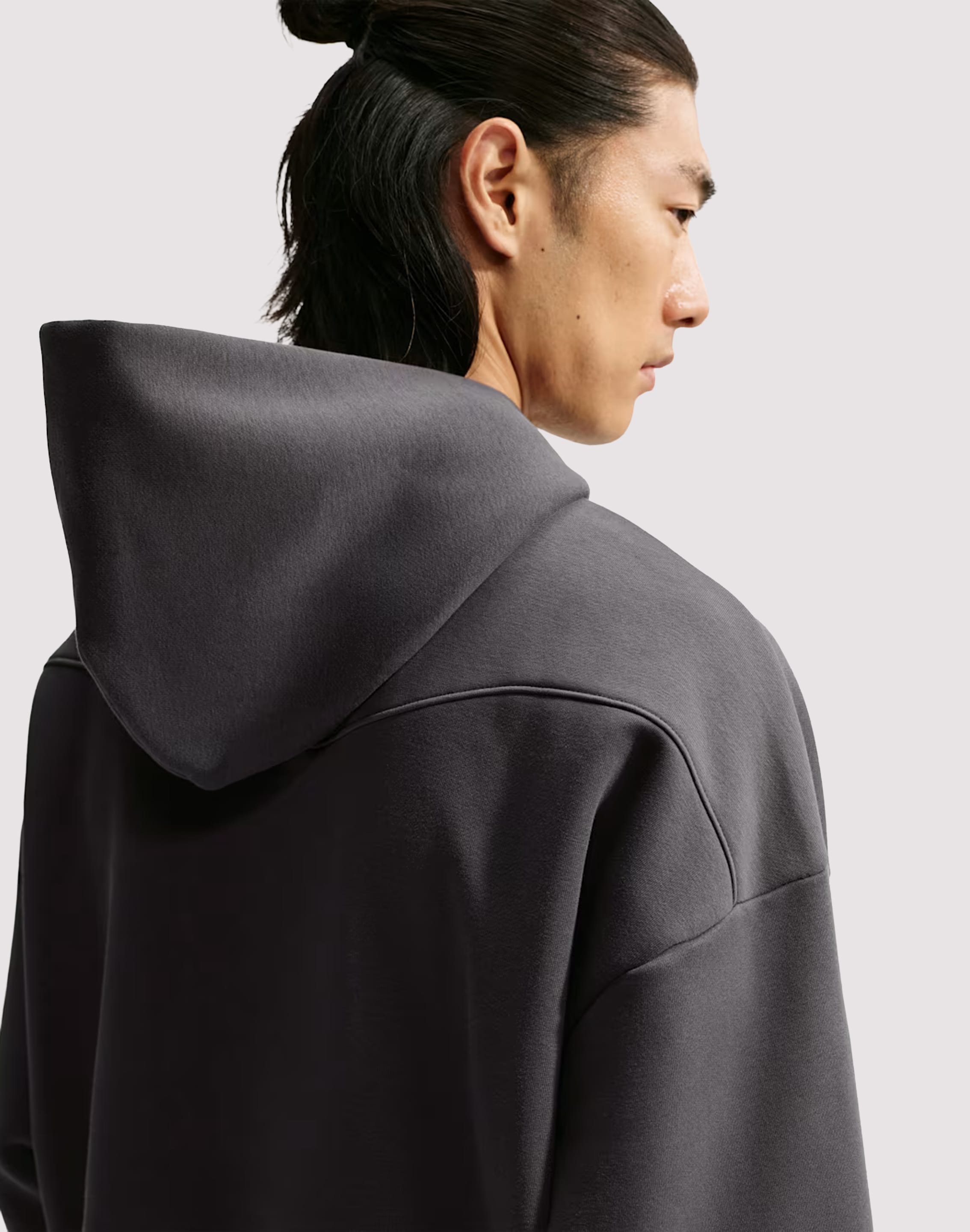 Photo of Nike Standard Issue Basketball Pullover Fleece Hoodie