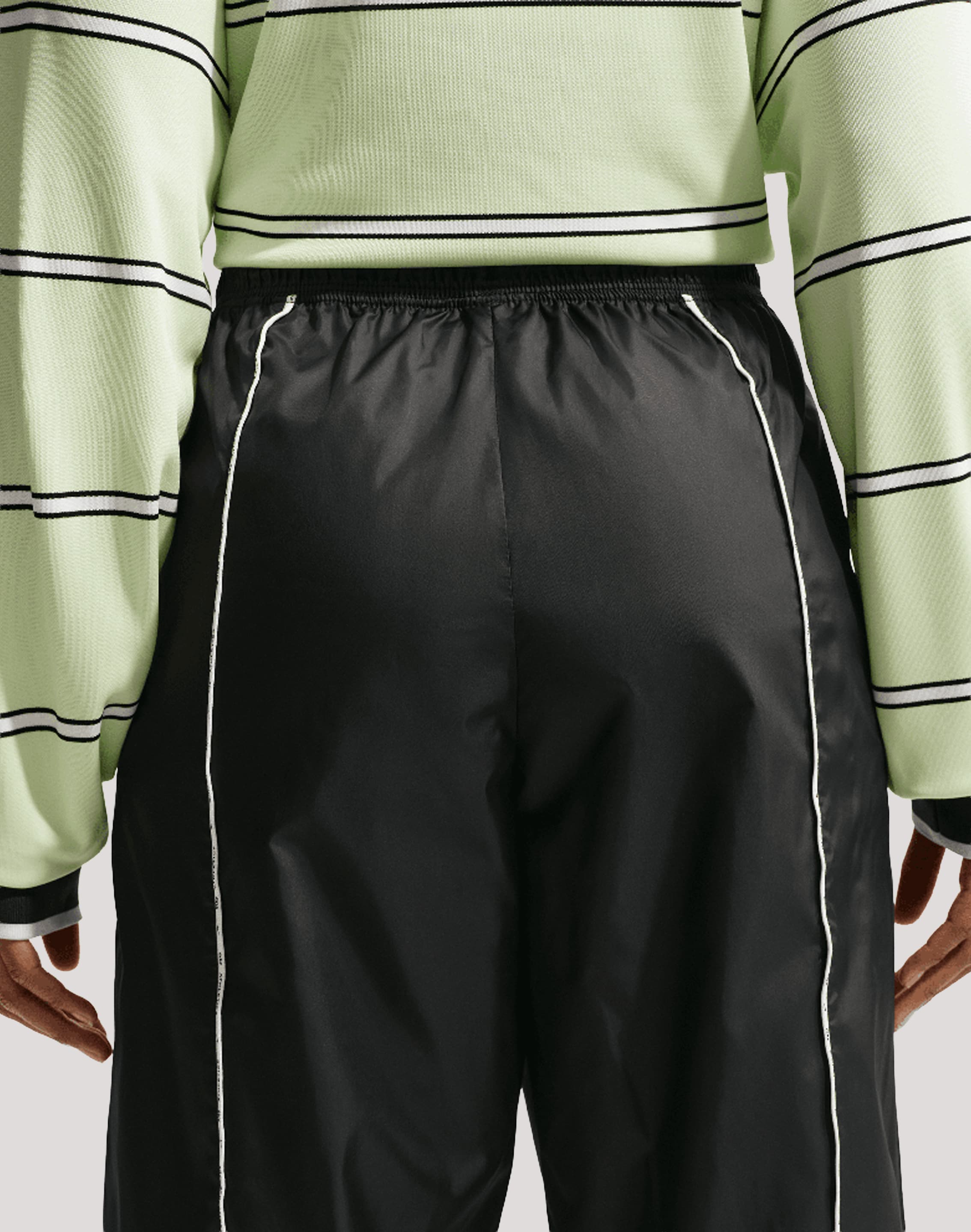 Photo of Nike Lightweight Woven Pants