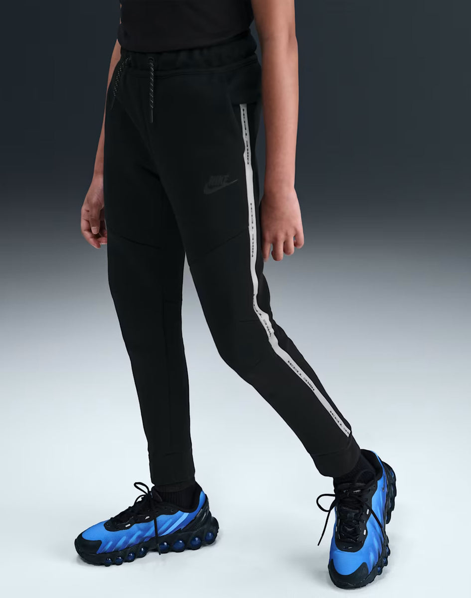 Reflective Tech Nike Reflective Tech Fleece Joggers Grade-School – DTLR