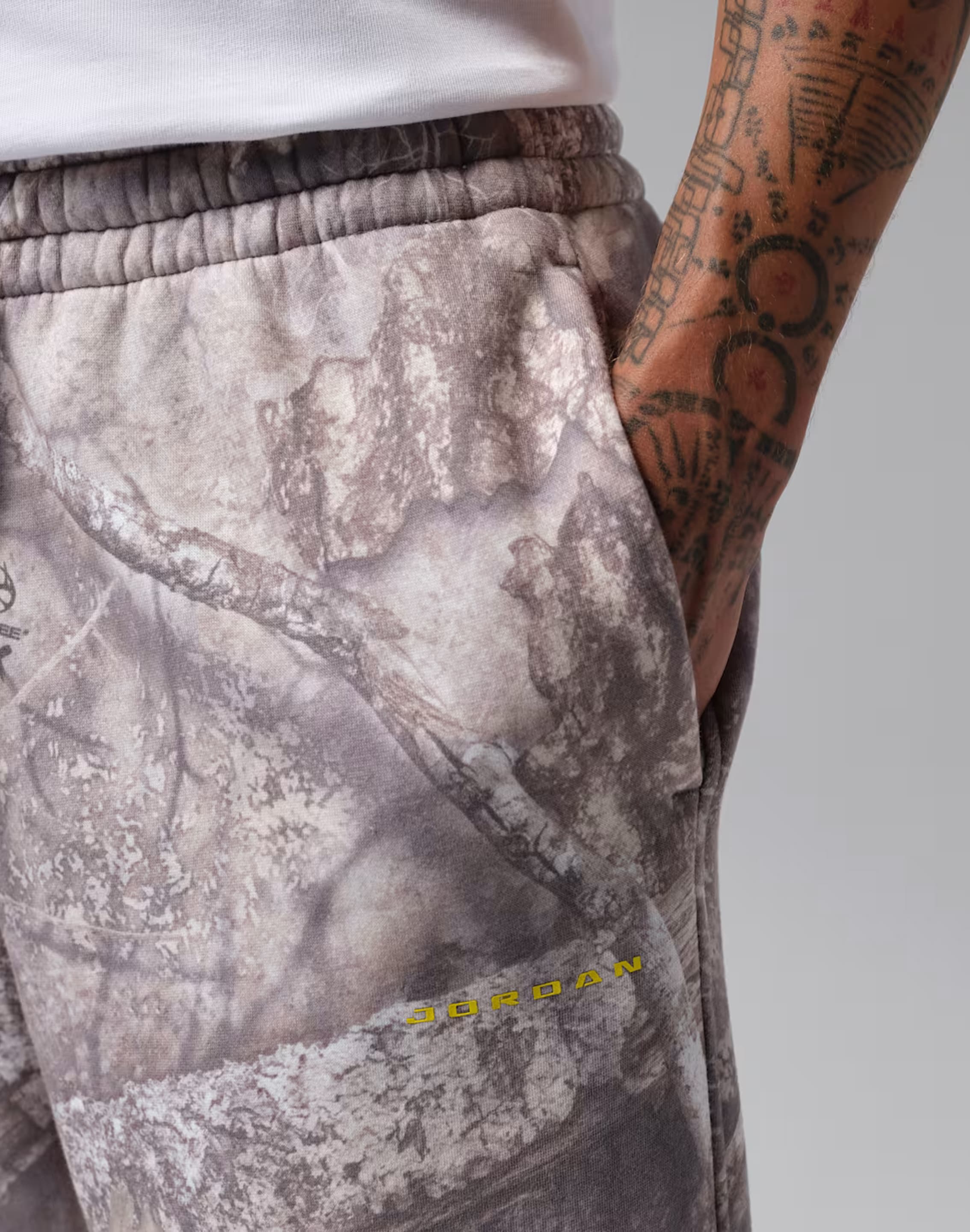 Photo of Jordan Brooklyn Realtree Open-Hem Pants