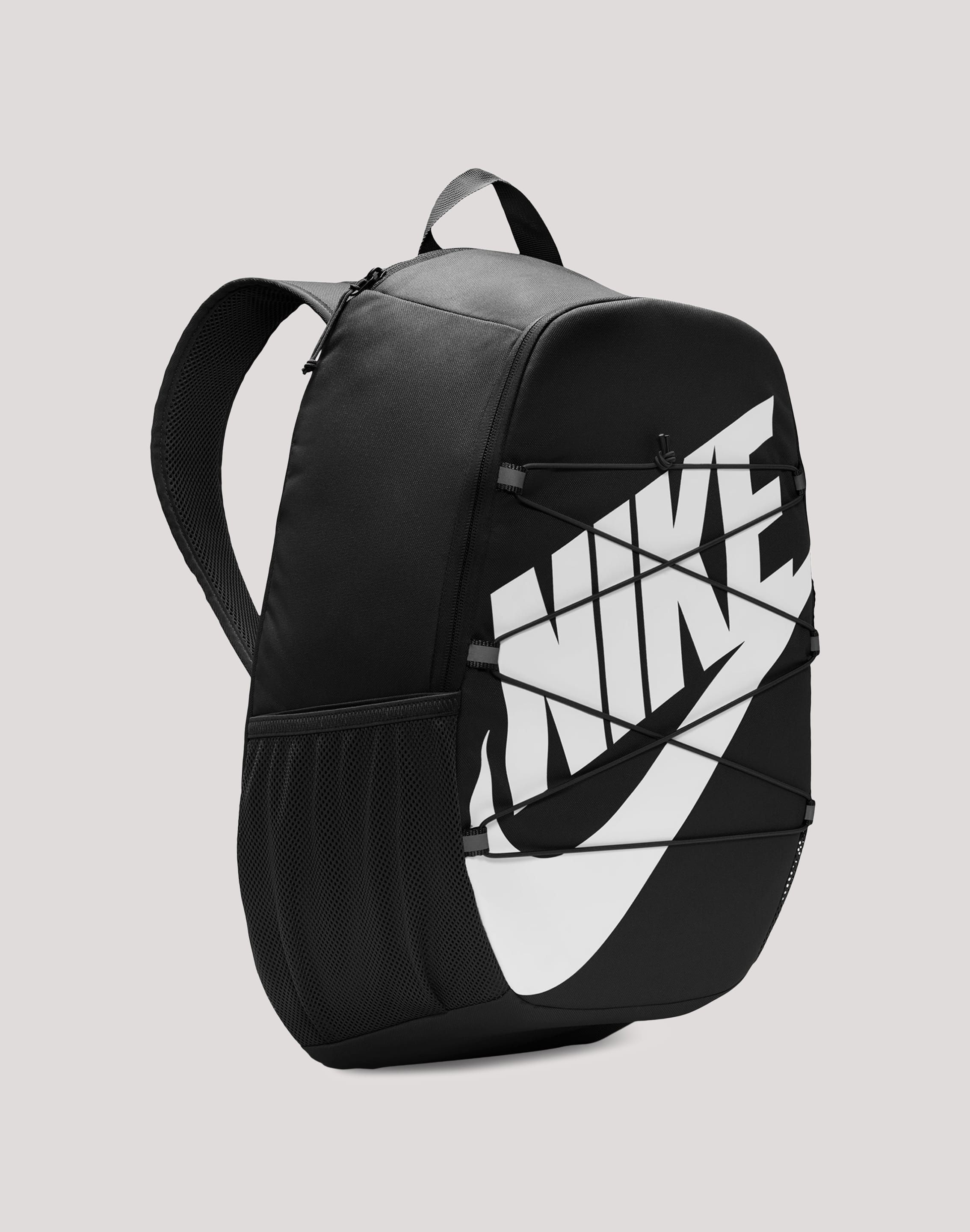 nike adjustable backpack Black Brasilia Medium It has a separate padded laptop compartment to help keep your tech safe and organised Nike Heritage Backpack 2.0 -