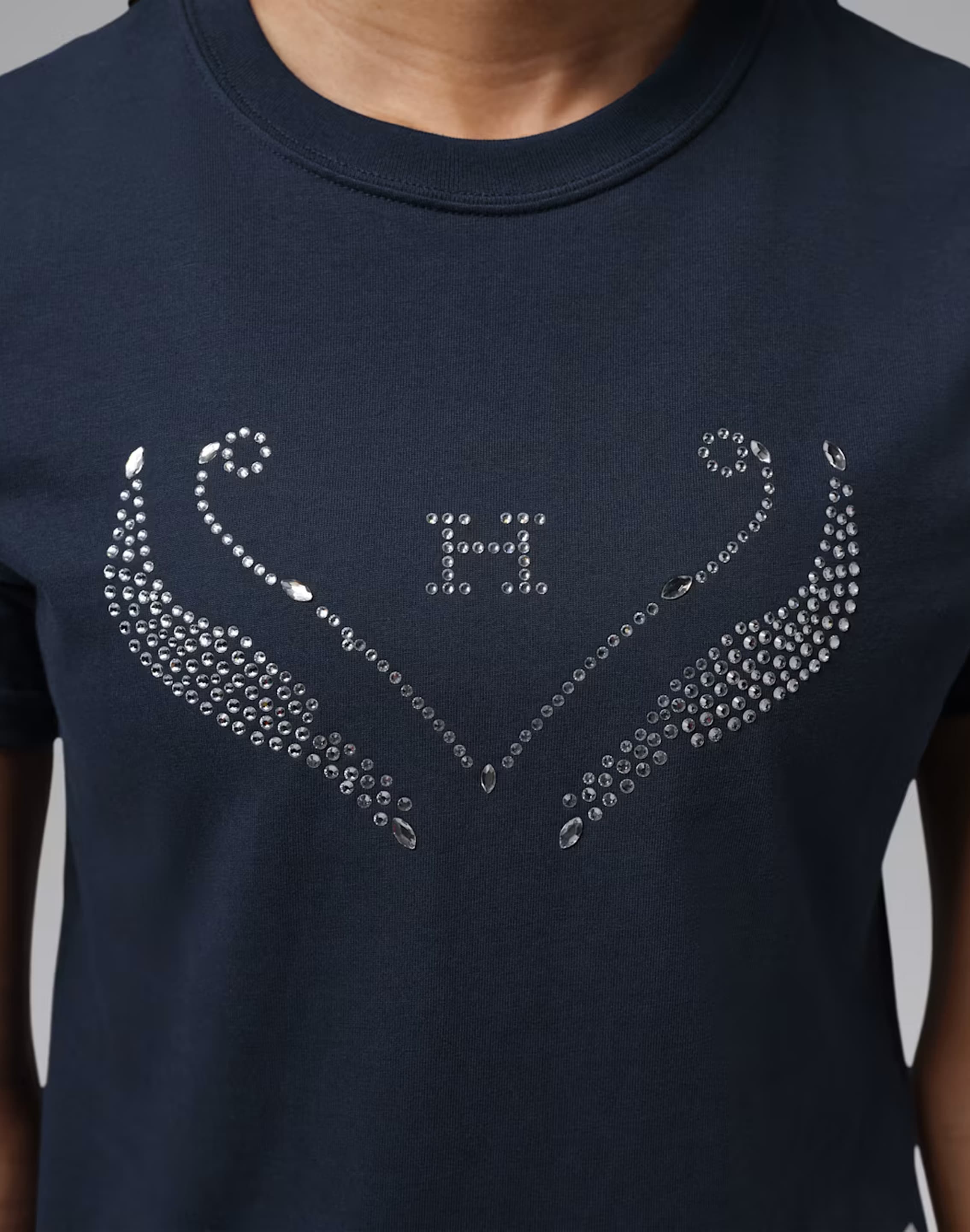 Photo of Jordan Howard University Rhinestone Tee
