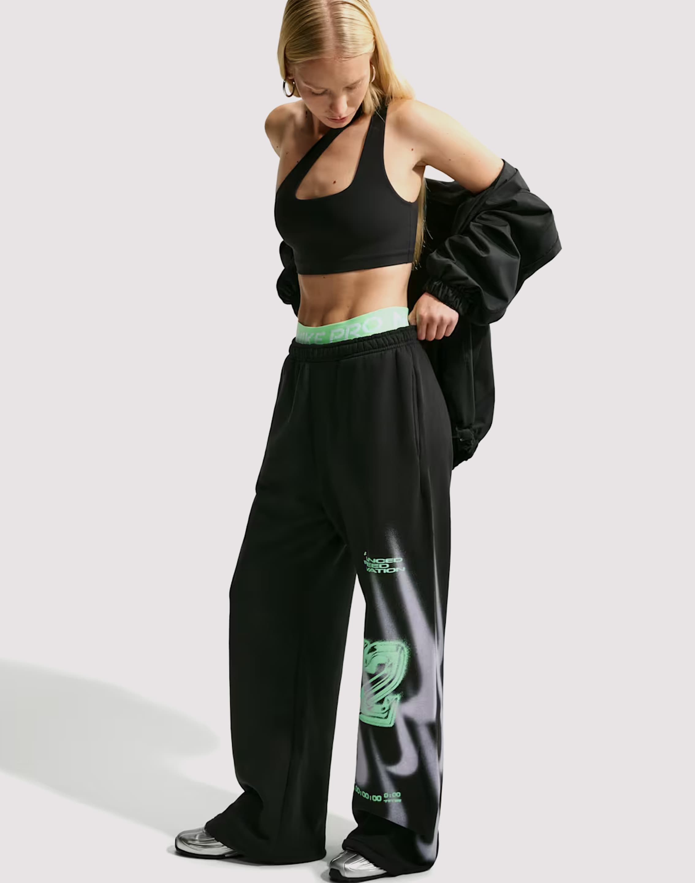 Photo of Nike Studio Fleece High-Rise Pants