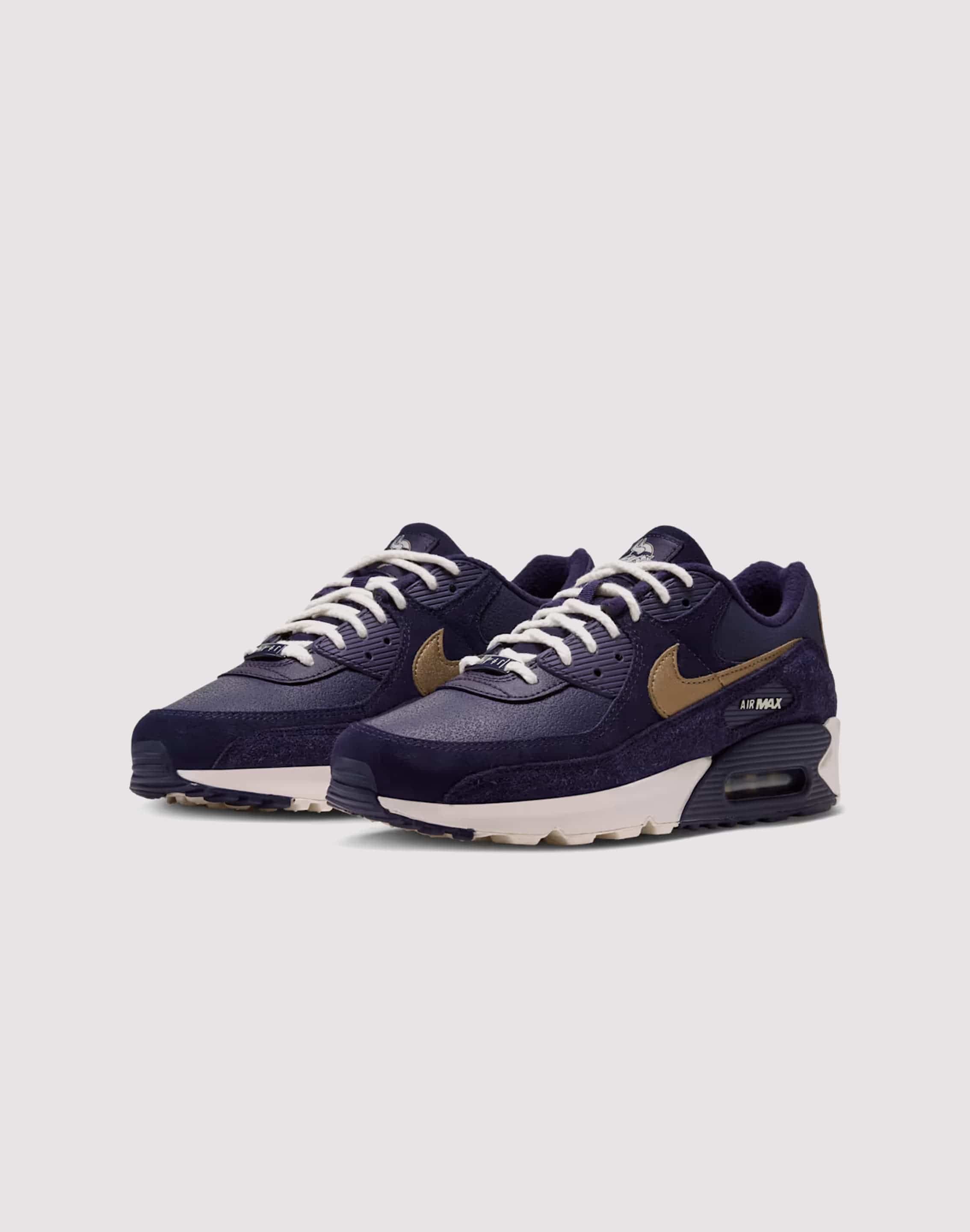 Photo of Nike Air Max 90 'Minnesota Vikings'