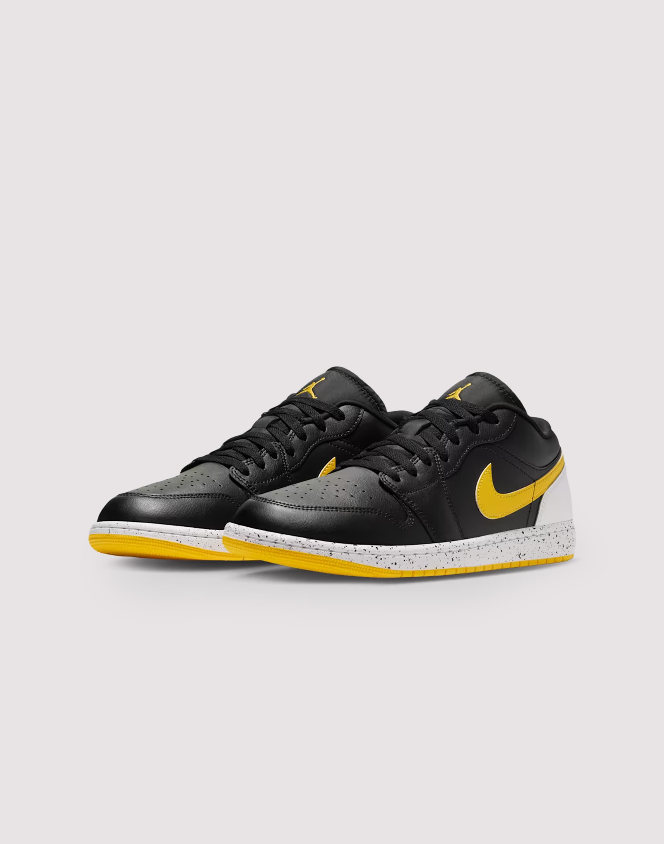 Photo of Jordan Air Jordan 1 Low