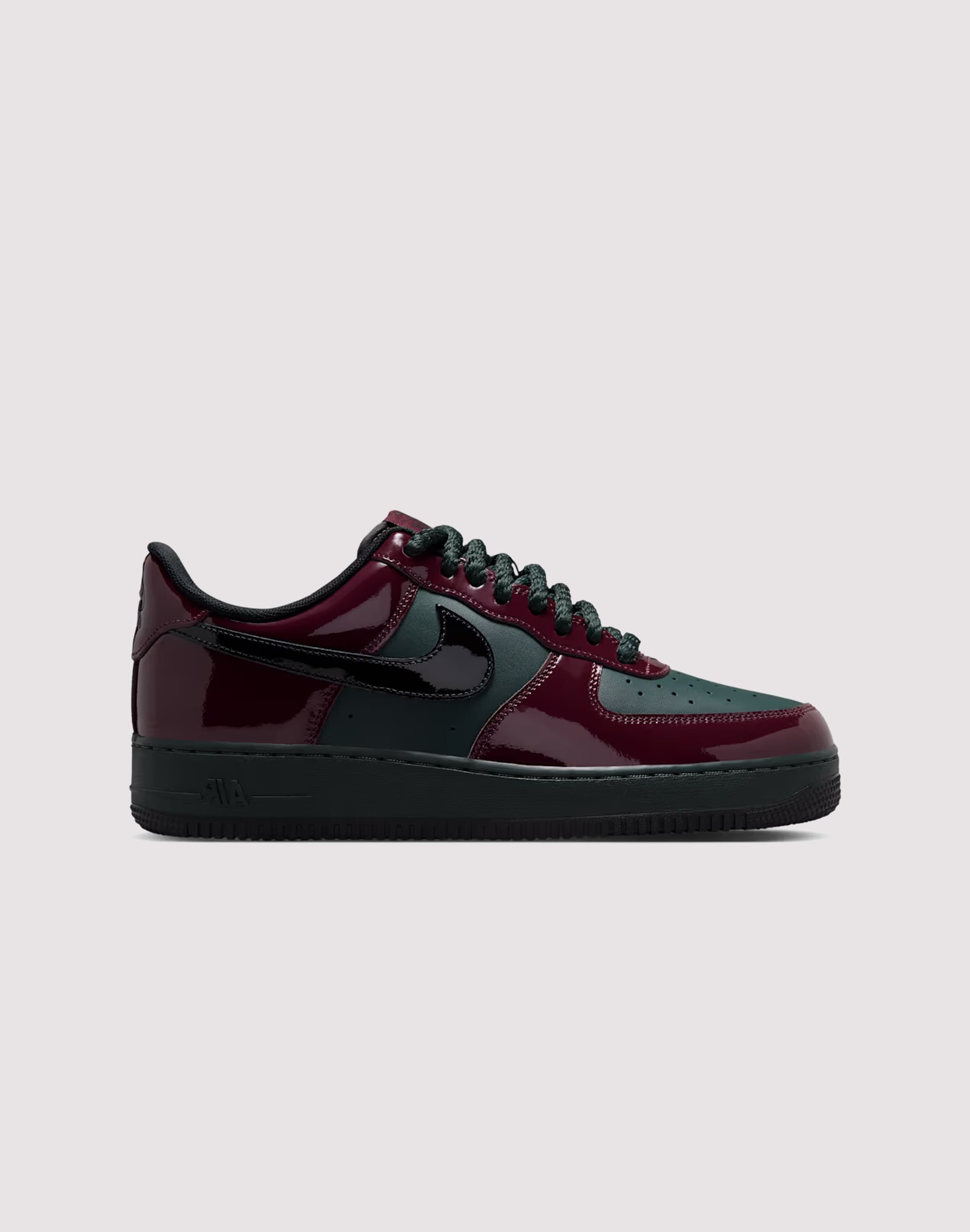 Photo of Nike Air Force 1 Low '07 LV8