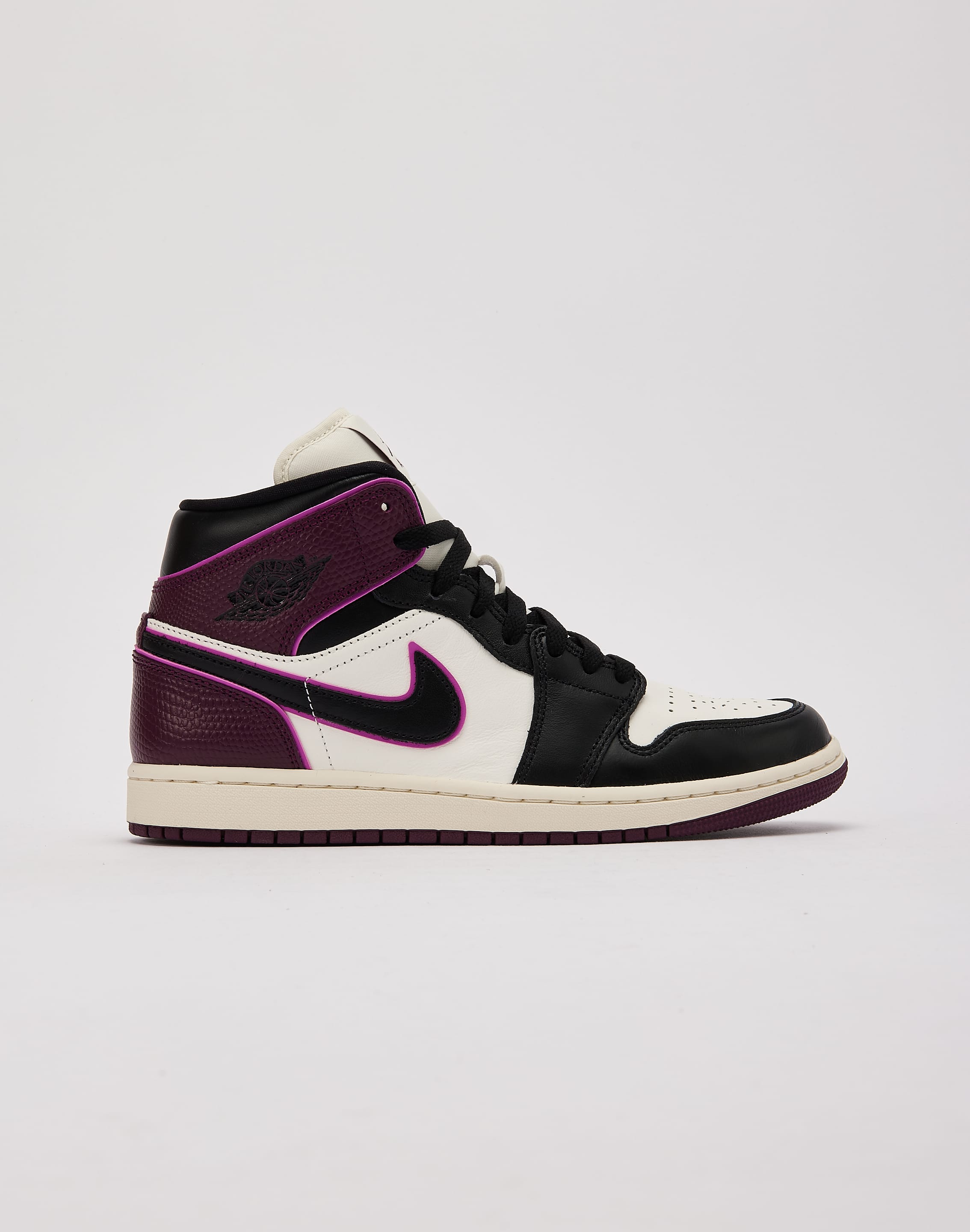 Jordan Air Jordan Mid SE – DTLR - Main Image