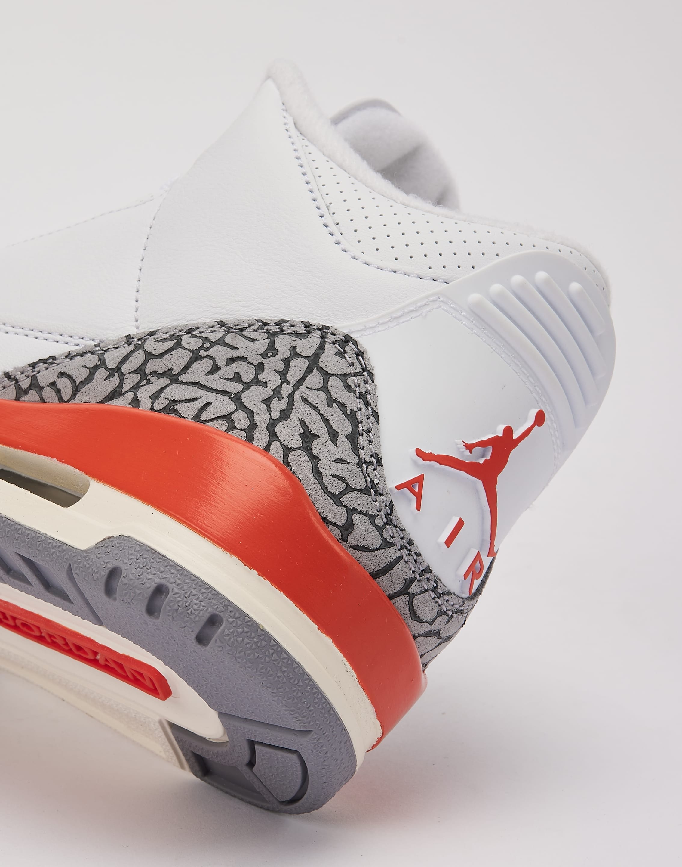 Jordan Air Jordan 3 Retro 'Georgia Peach'