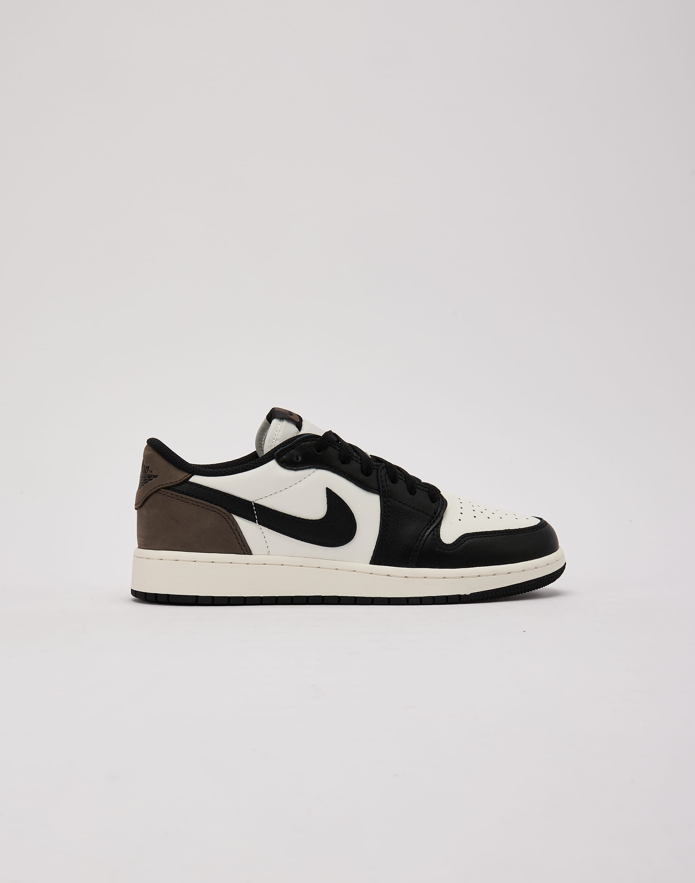 Jordan Air Jordan Retro Low OG 'Mocha' Grade-School – DTLR