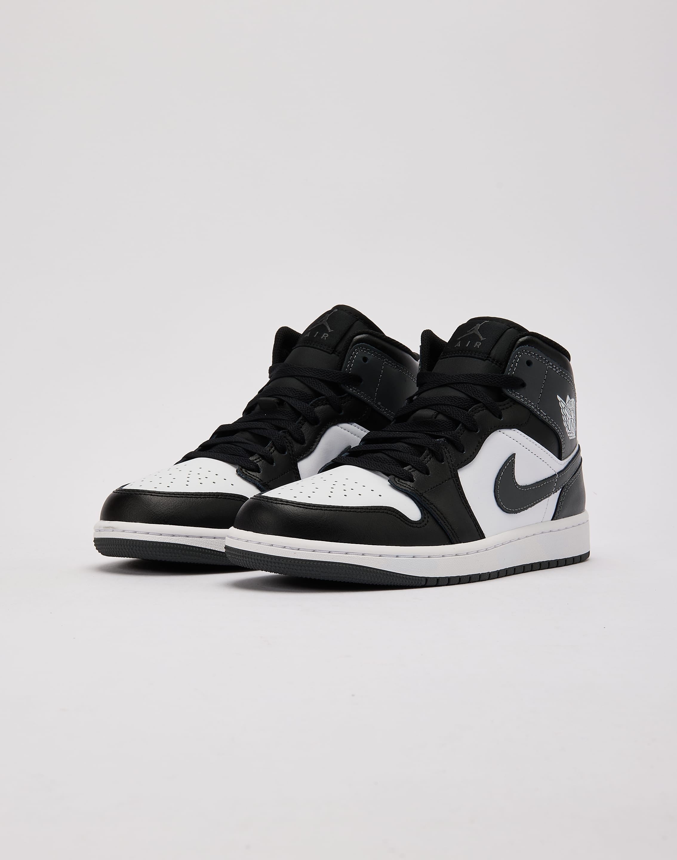 Jordan Air Jordan 1 Mid â DTLR
