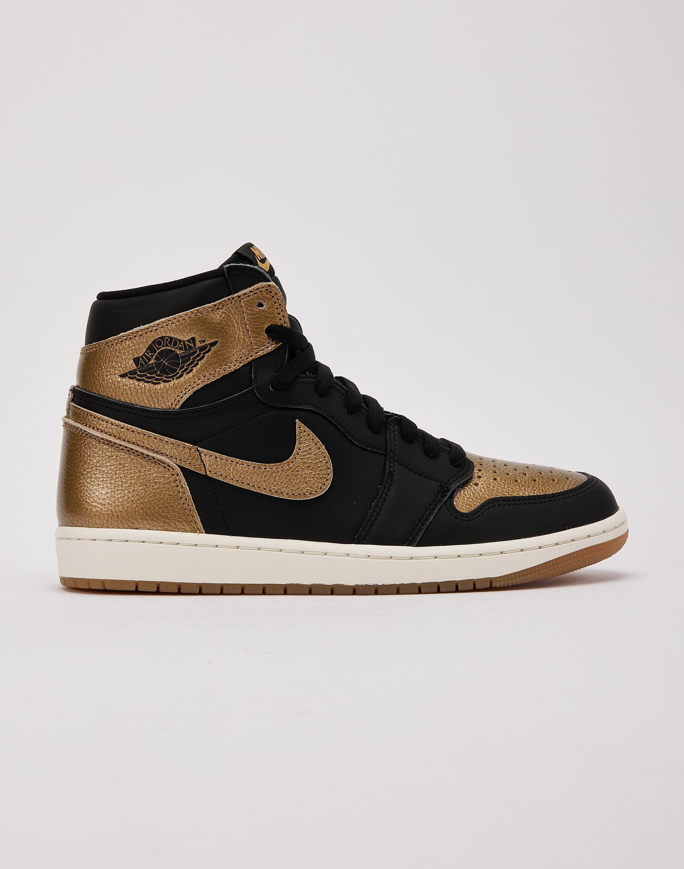 Jordan Air Jordan Retro High OG 'Black And Gold' – DTLR