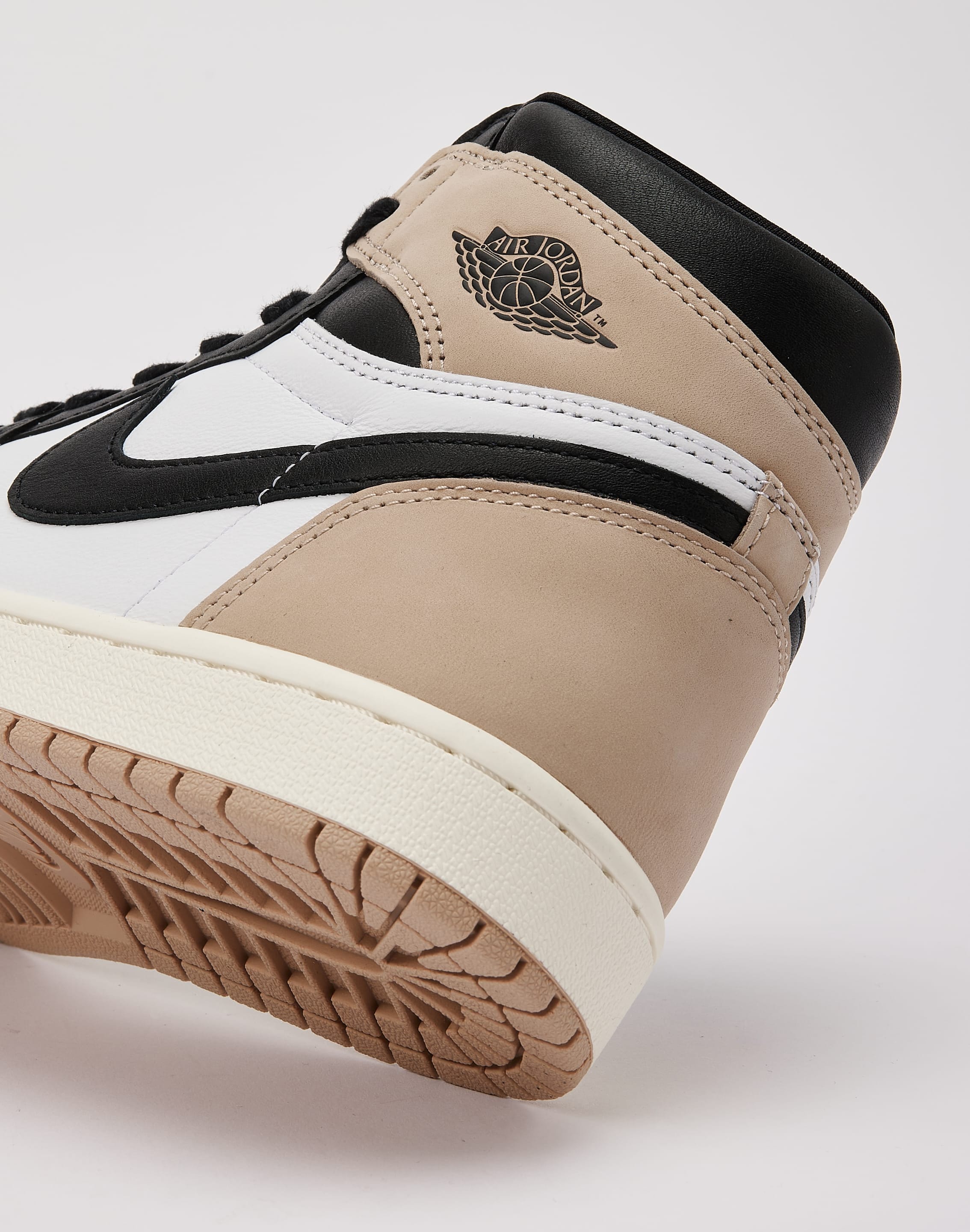 Jordan Air Jordan Retro High OG 'Latte' – DTLR - Main Image