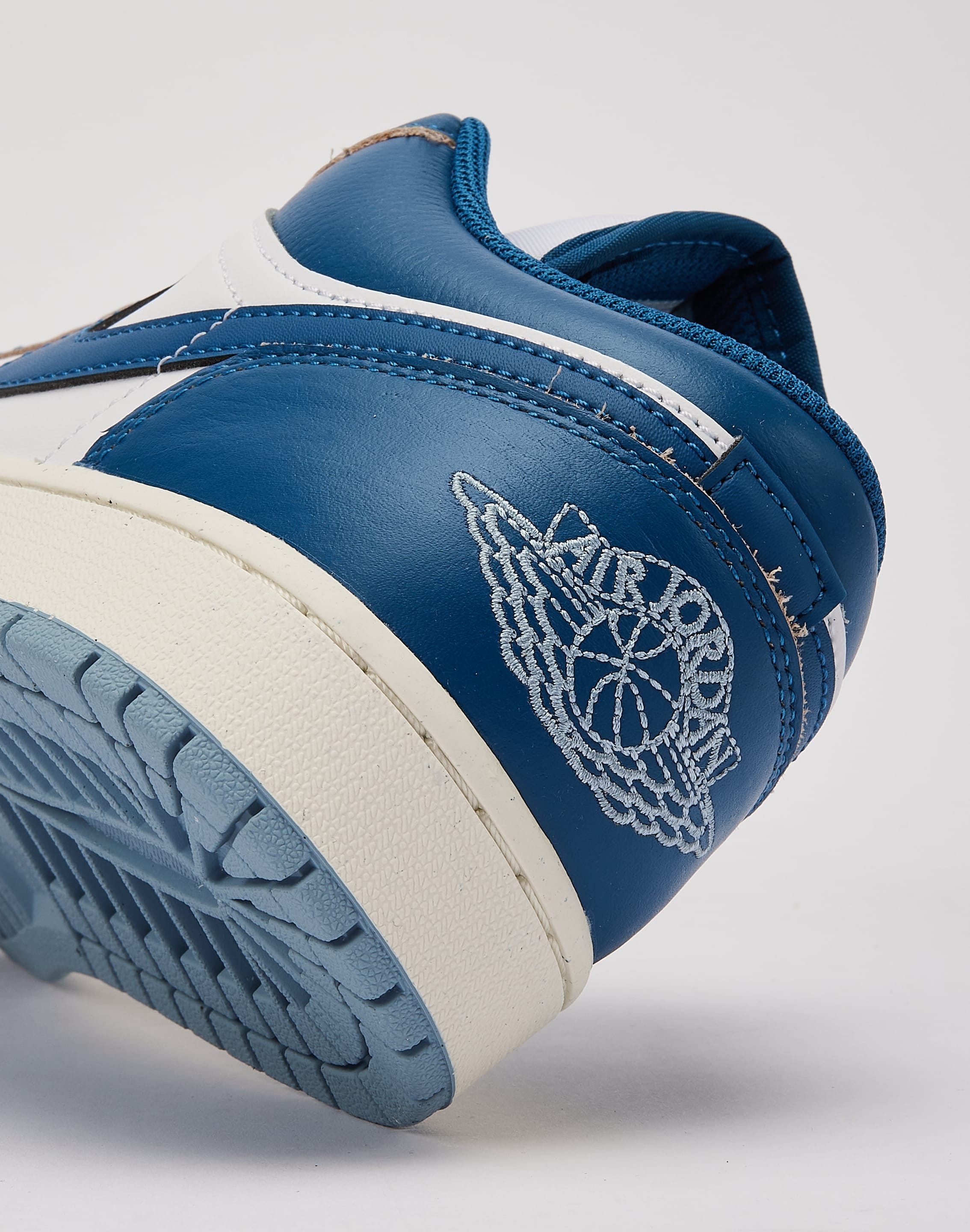 dtlr.com is where to buy