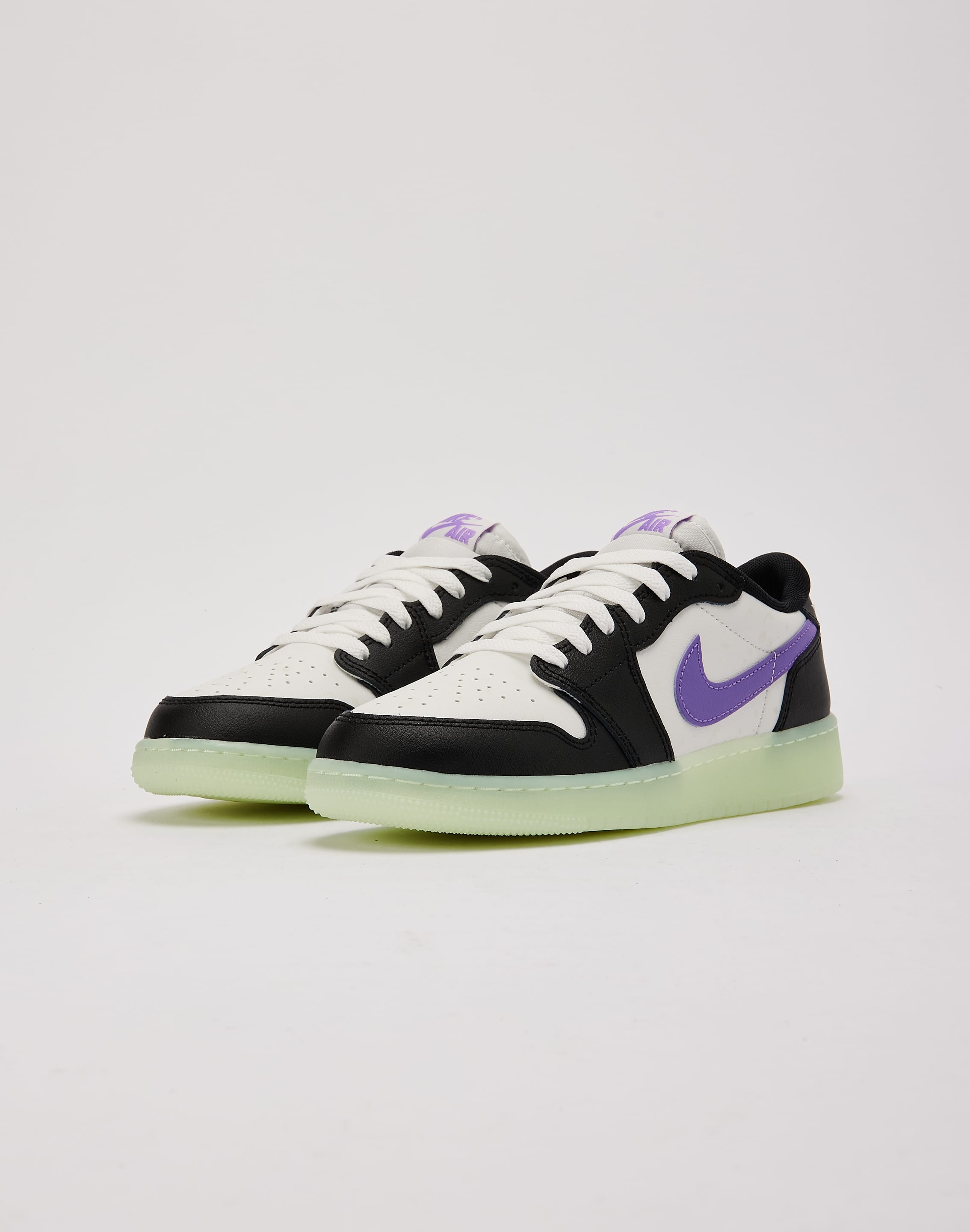 Jordan Air Jordan 1 Retro Low OG 'Black Raspberry' Grade-School