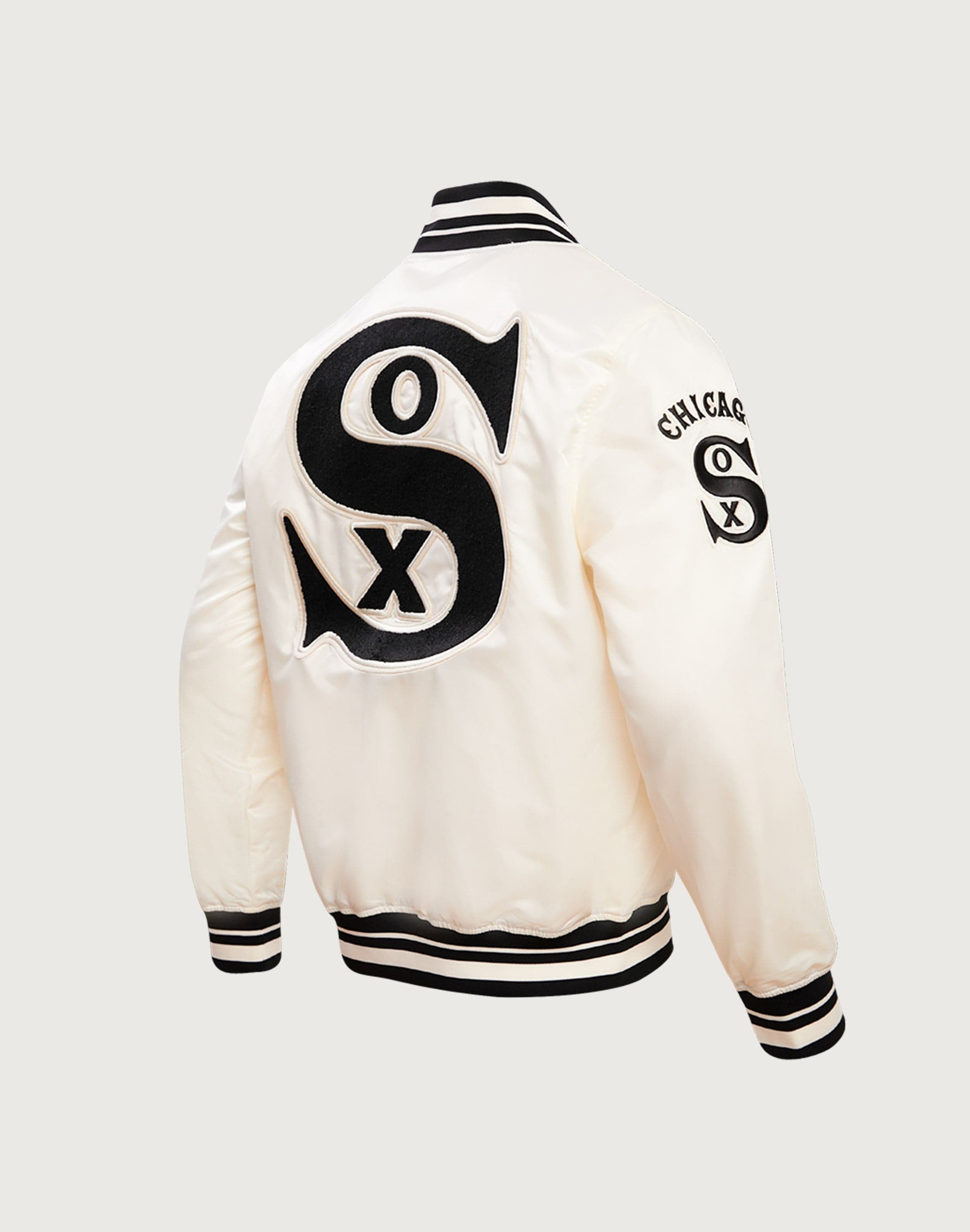 Pro Standard MLB Chicago White Sox Retro Classic Rib Satin Jacket