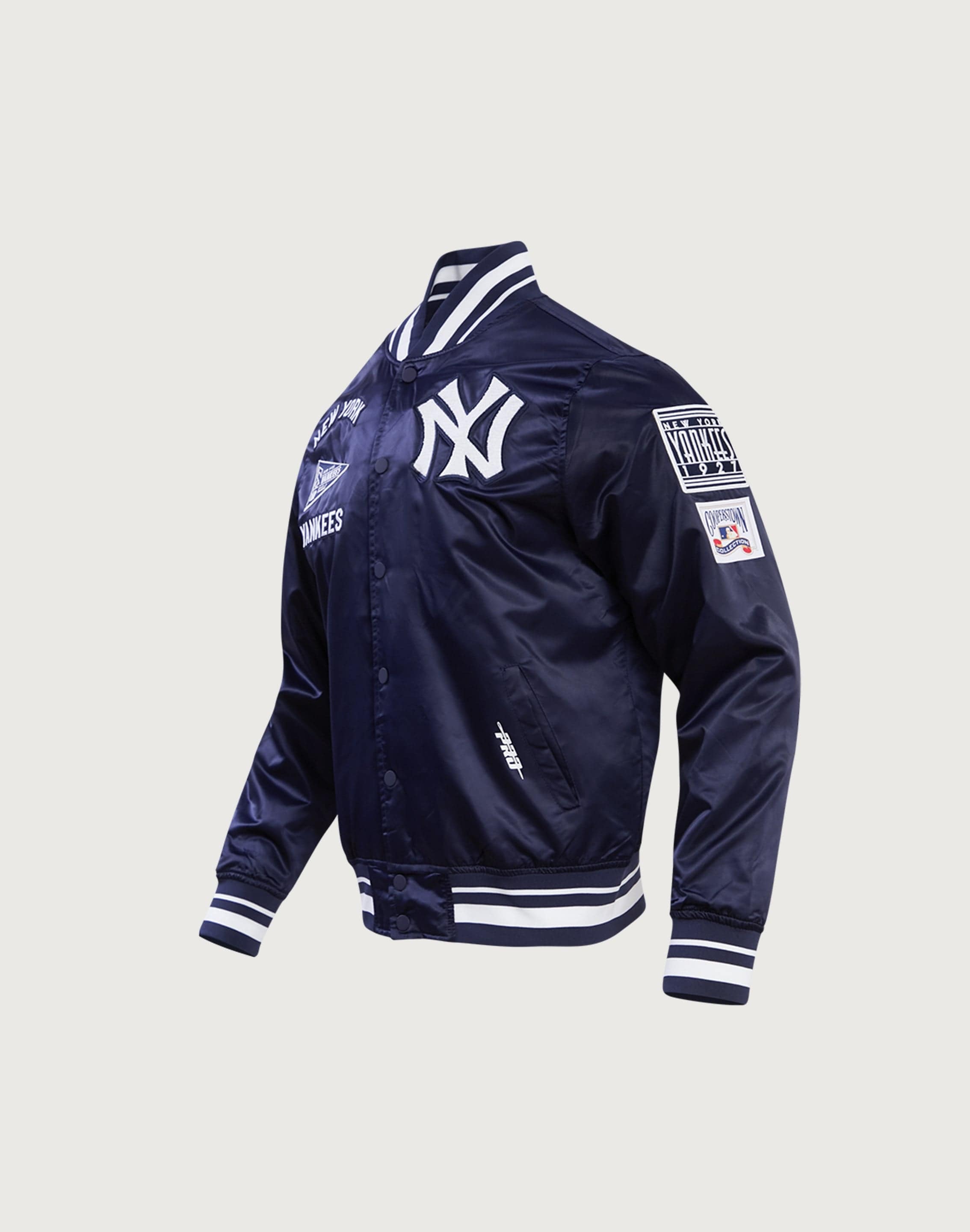 Pro Standard MLB New York Yankees Retro Classic Rib Satin Jacket