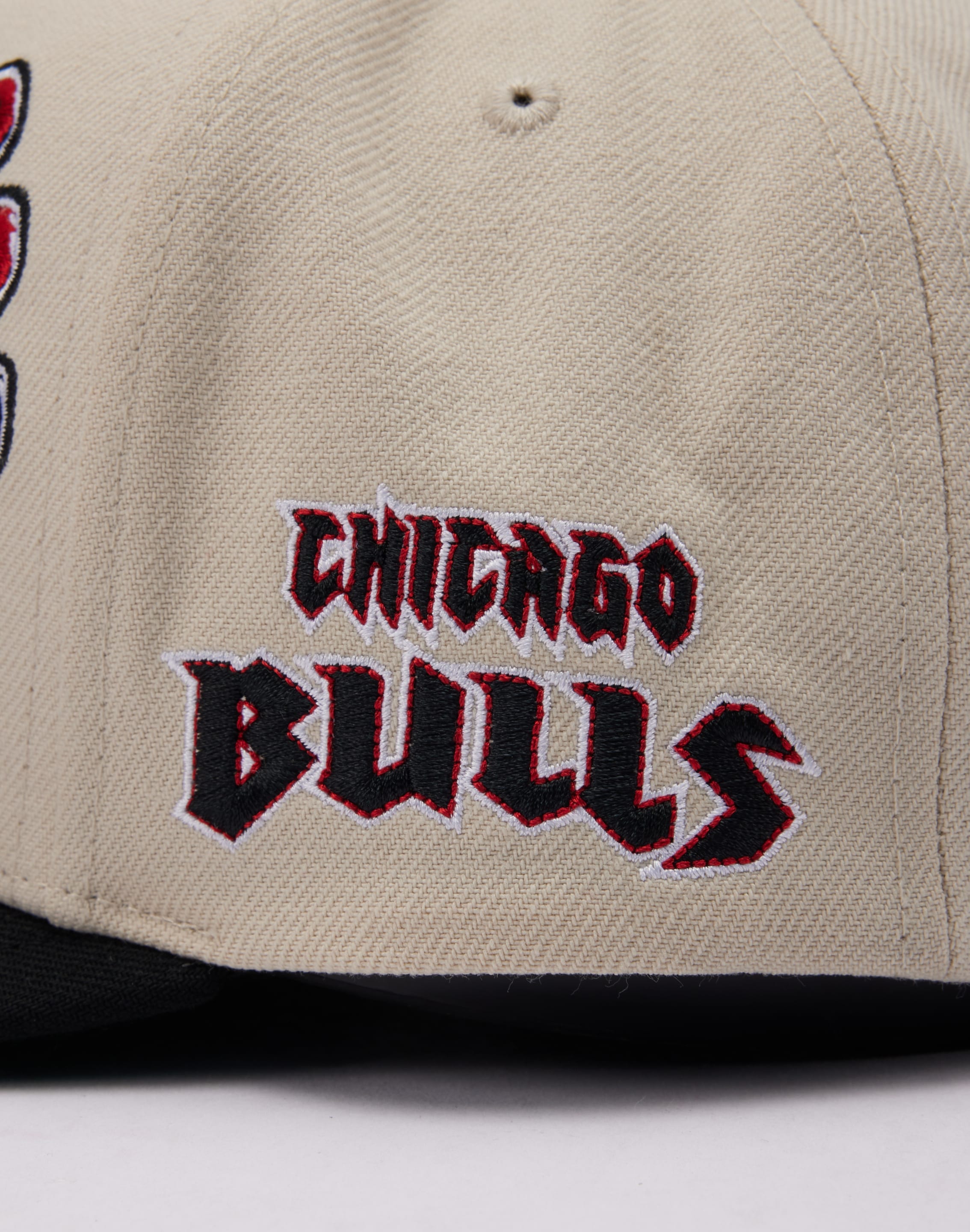 Photo of Mitchell & Ness NBA Chicago Bulls Crystal Ball Pro Snapback Hat