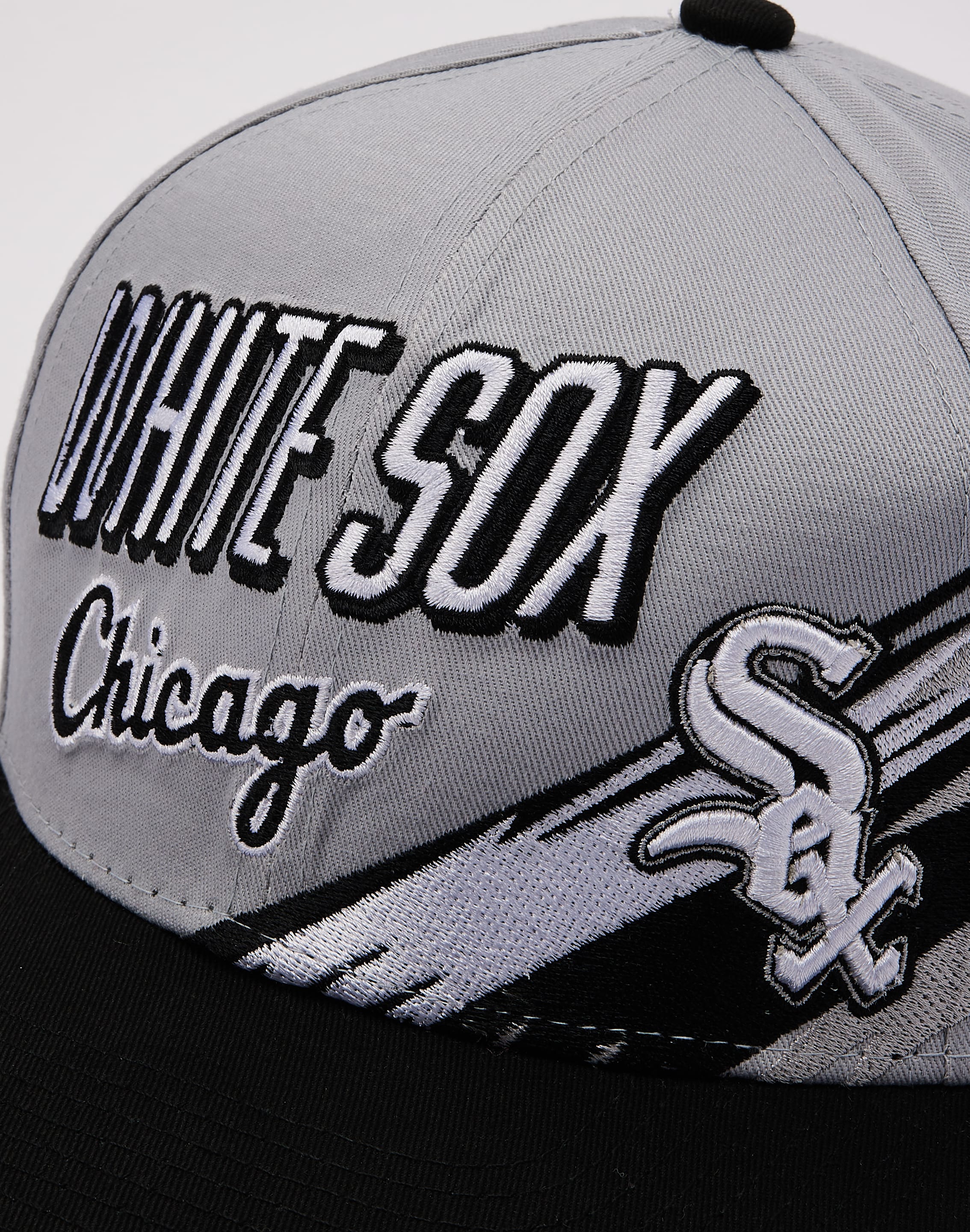 Photo of Mitchell & Ness MLB Chicago White Sox Zoom Snapback