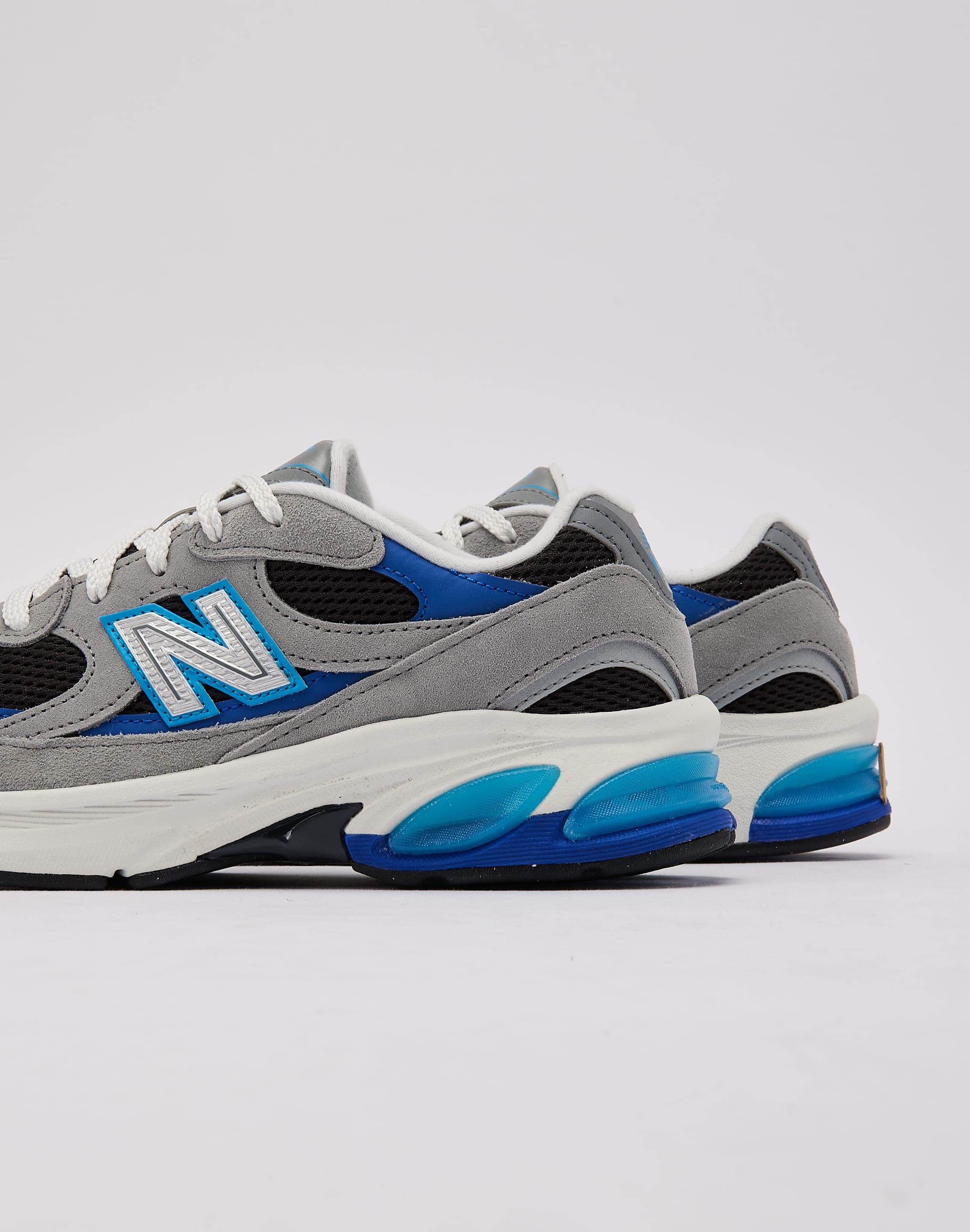 Photo of New Balance 2010 Grade-School