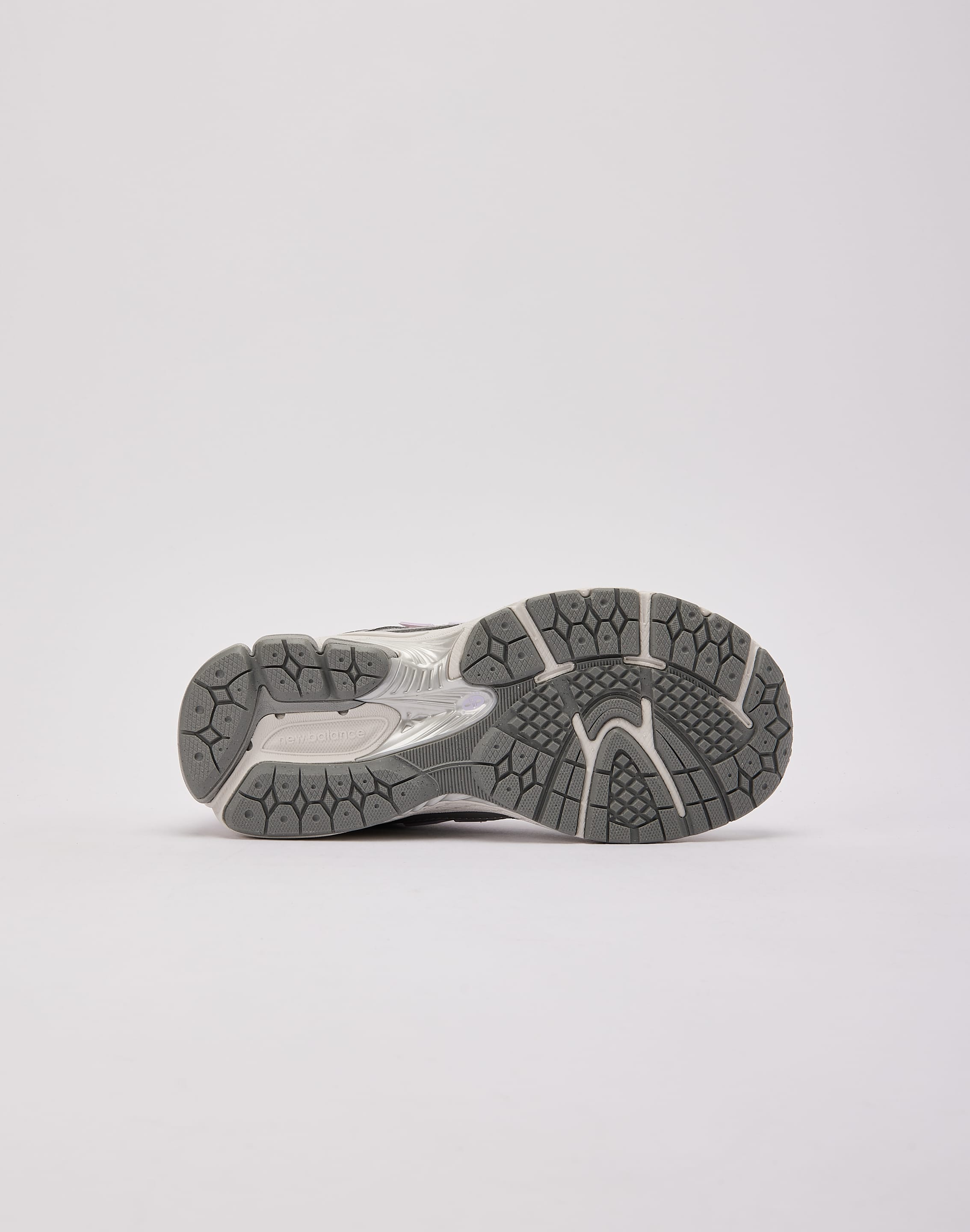 Photo of New Balance 1906R Grade-School