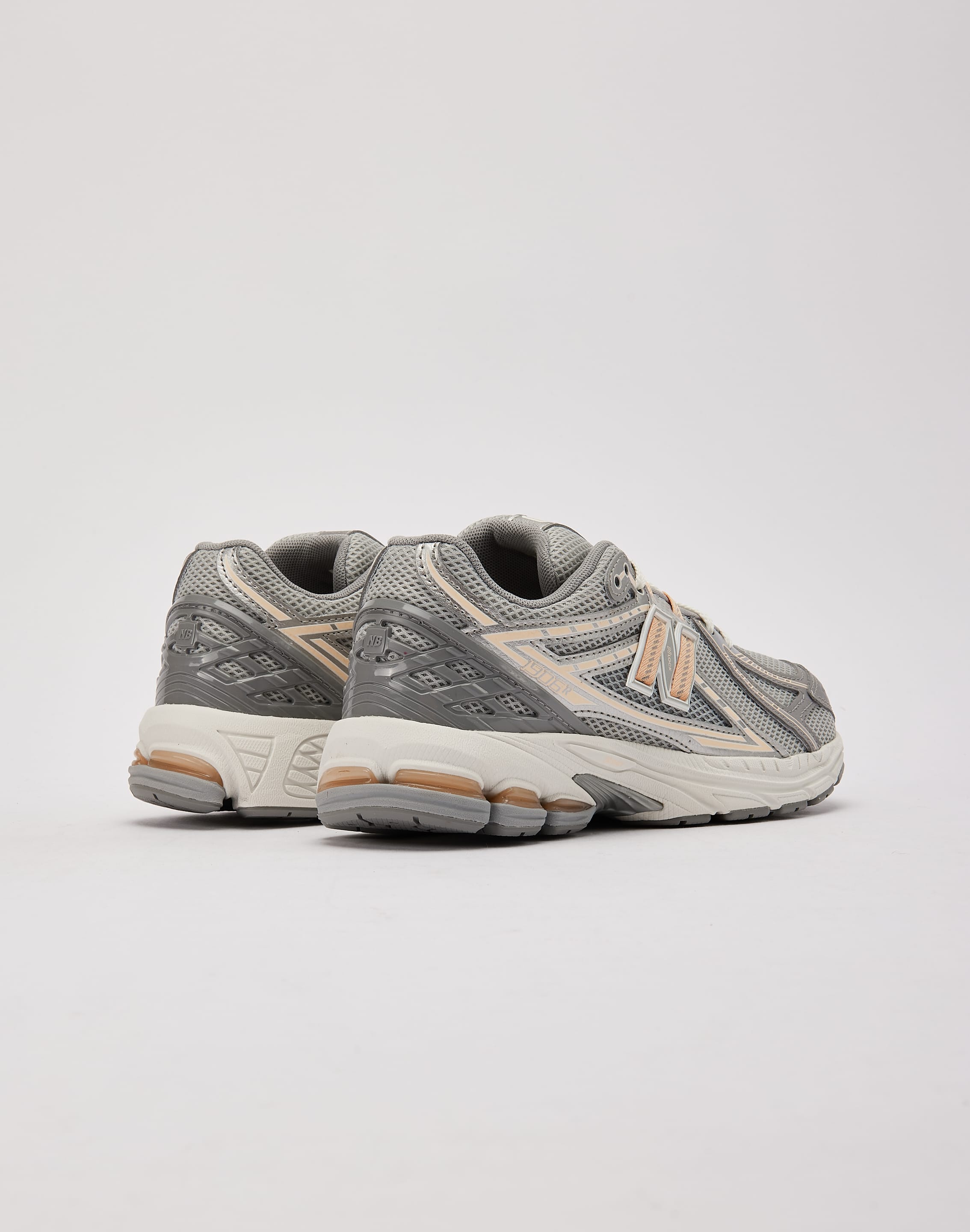 New Balance 1906R Grade-School