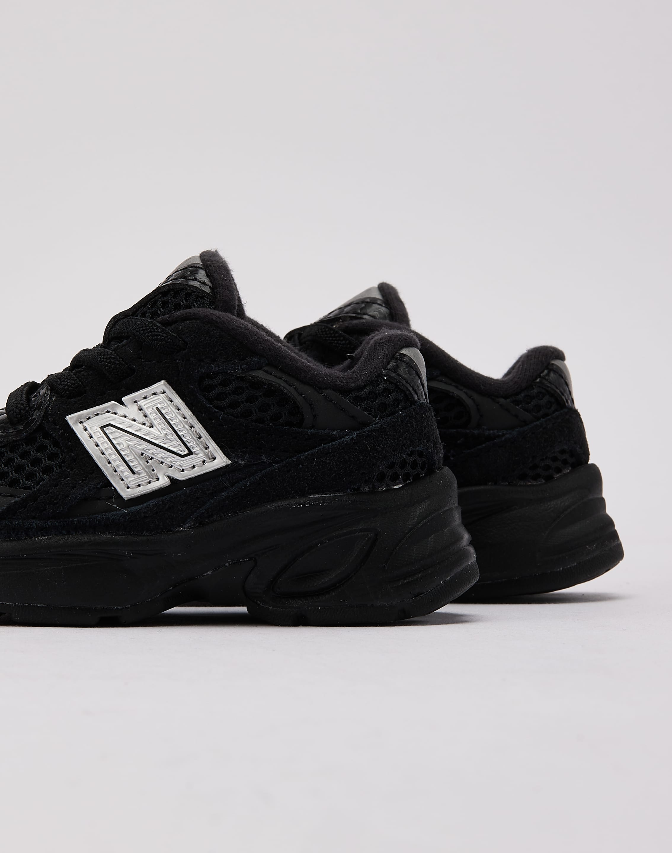 Photo of New Balance 2010 Bungee 'Carbon' Toddler