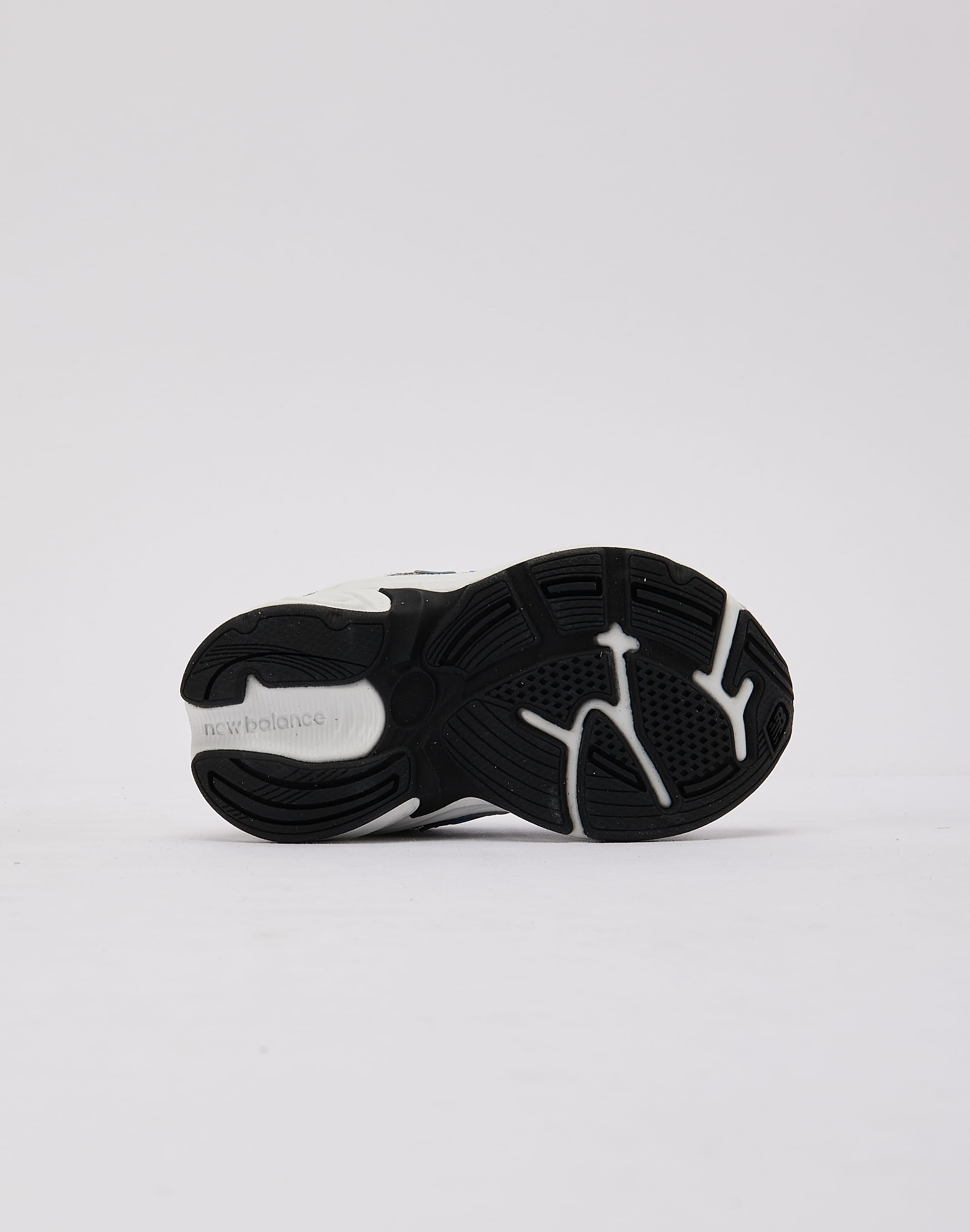 Photo of New Balance 2010 Bungee Toddler