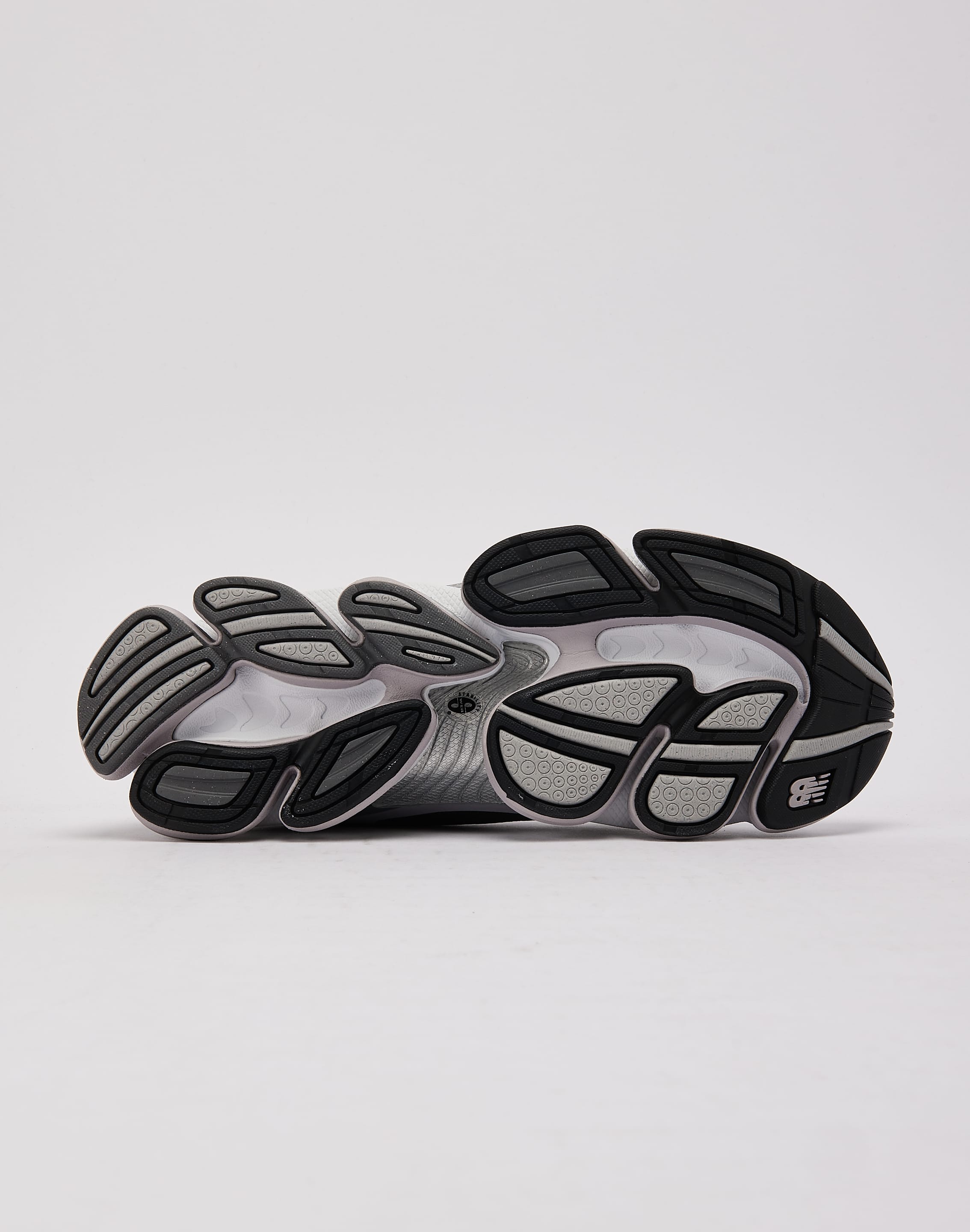 Photo of New Balance ABZORB 2000