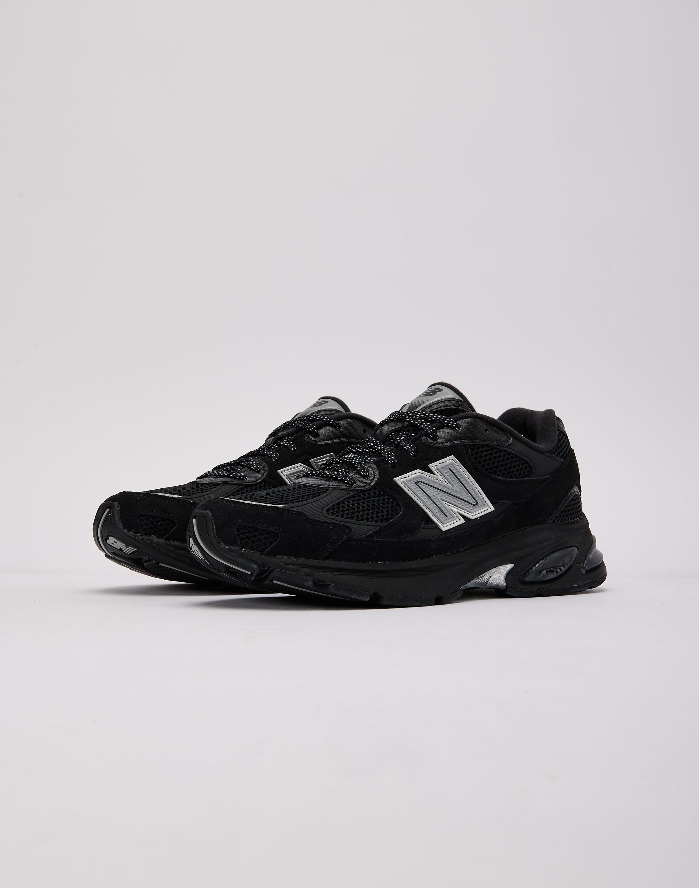 Photo of New Balance 2010 'Carbon' Grade-School