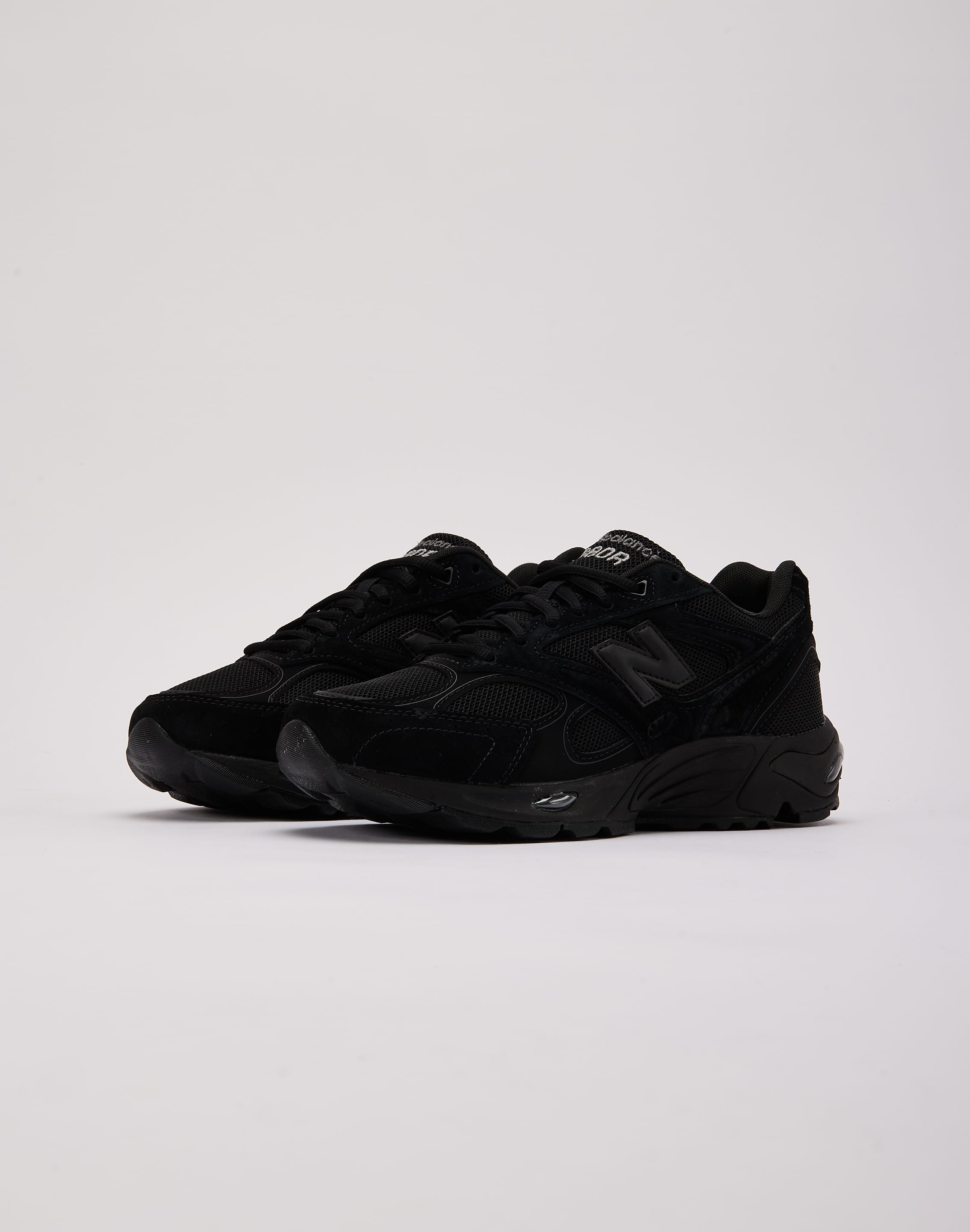 Photo of New Balance 880R Grade-School
