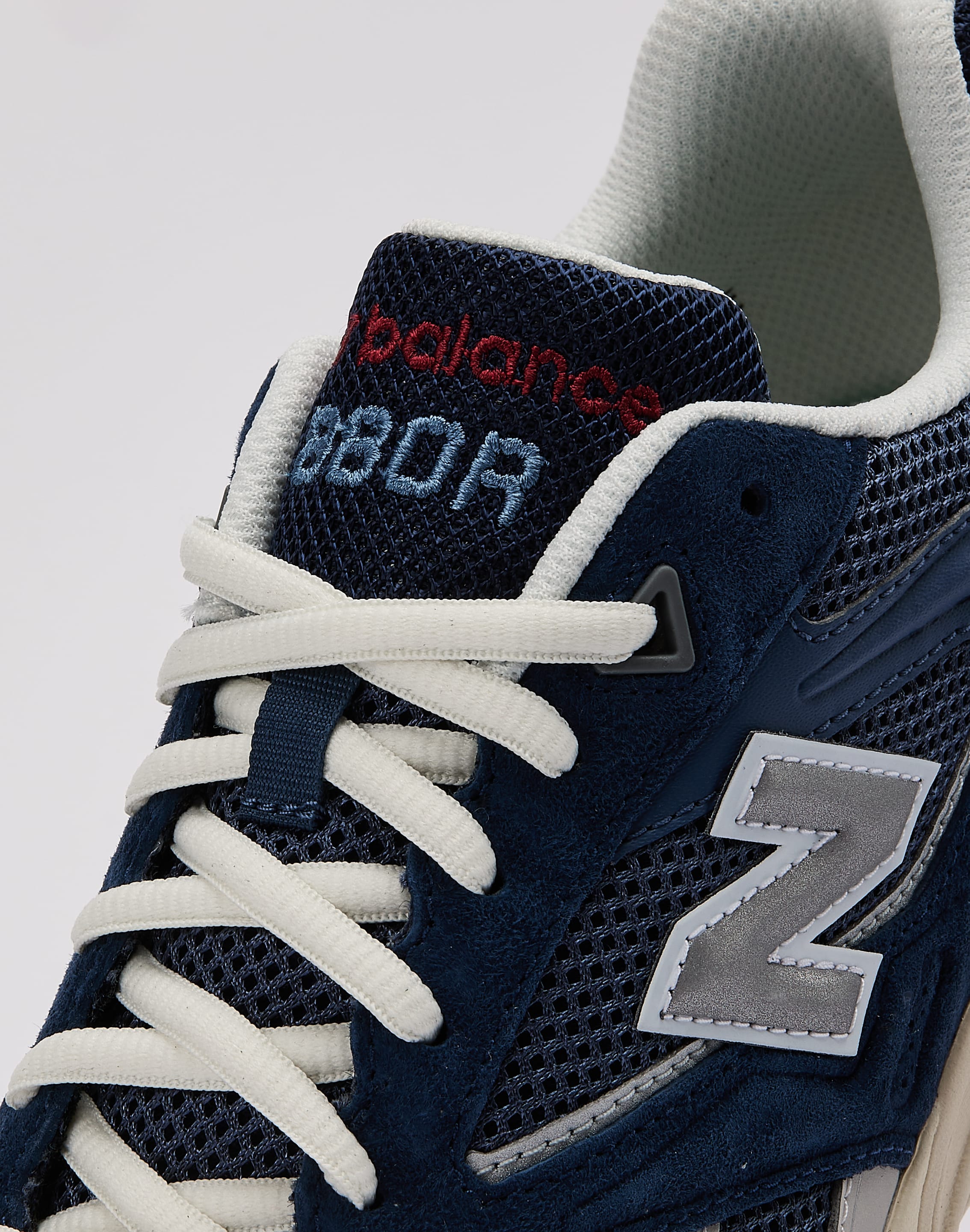 Photo of New Balance 880R