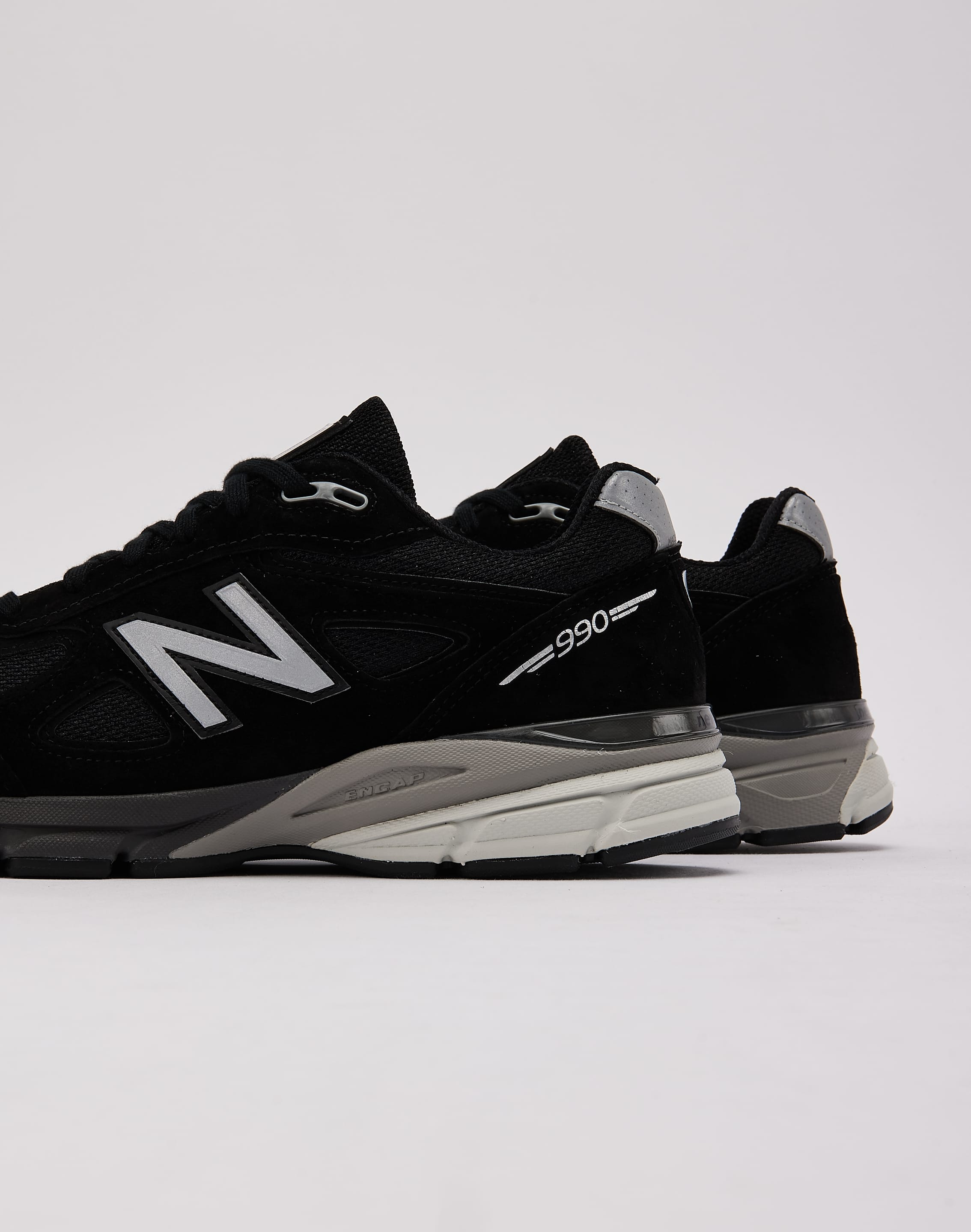 Photo of New Balance MADE in USA 990v4