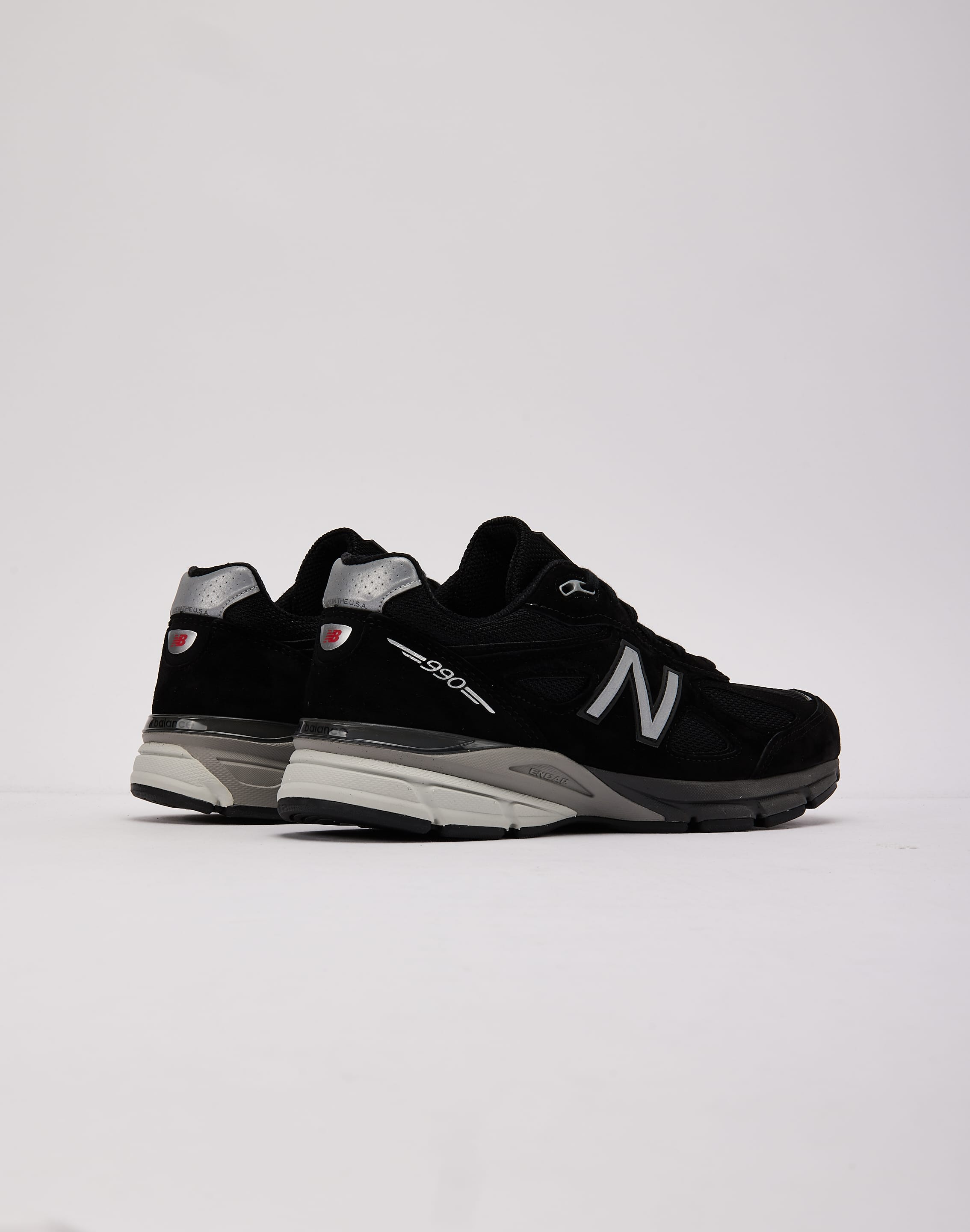 Photo of New Balance MADE in USA 990v4