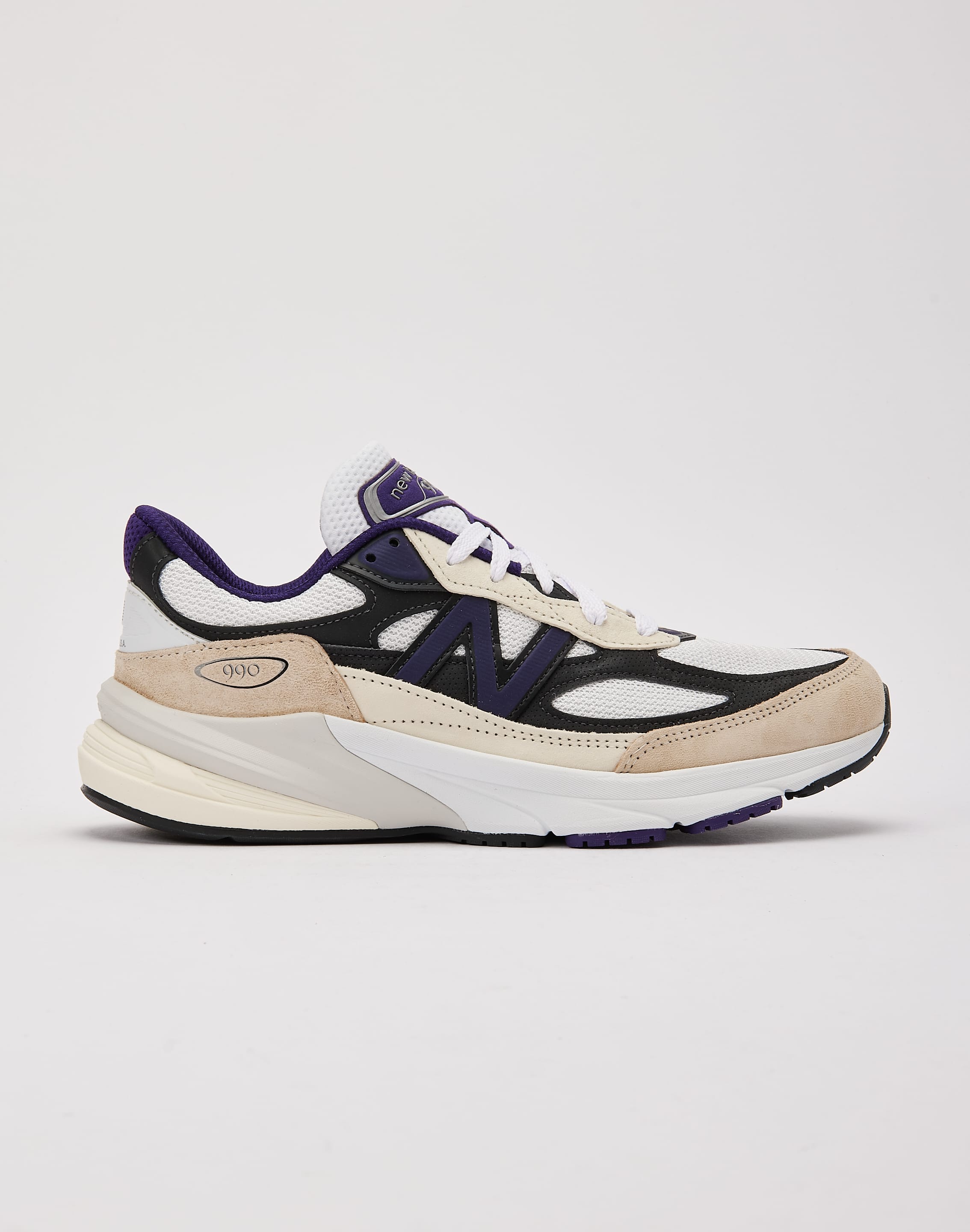 Photo of New Balance MADE In USA 990v6