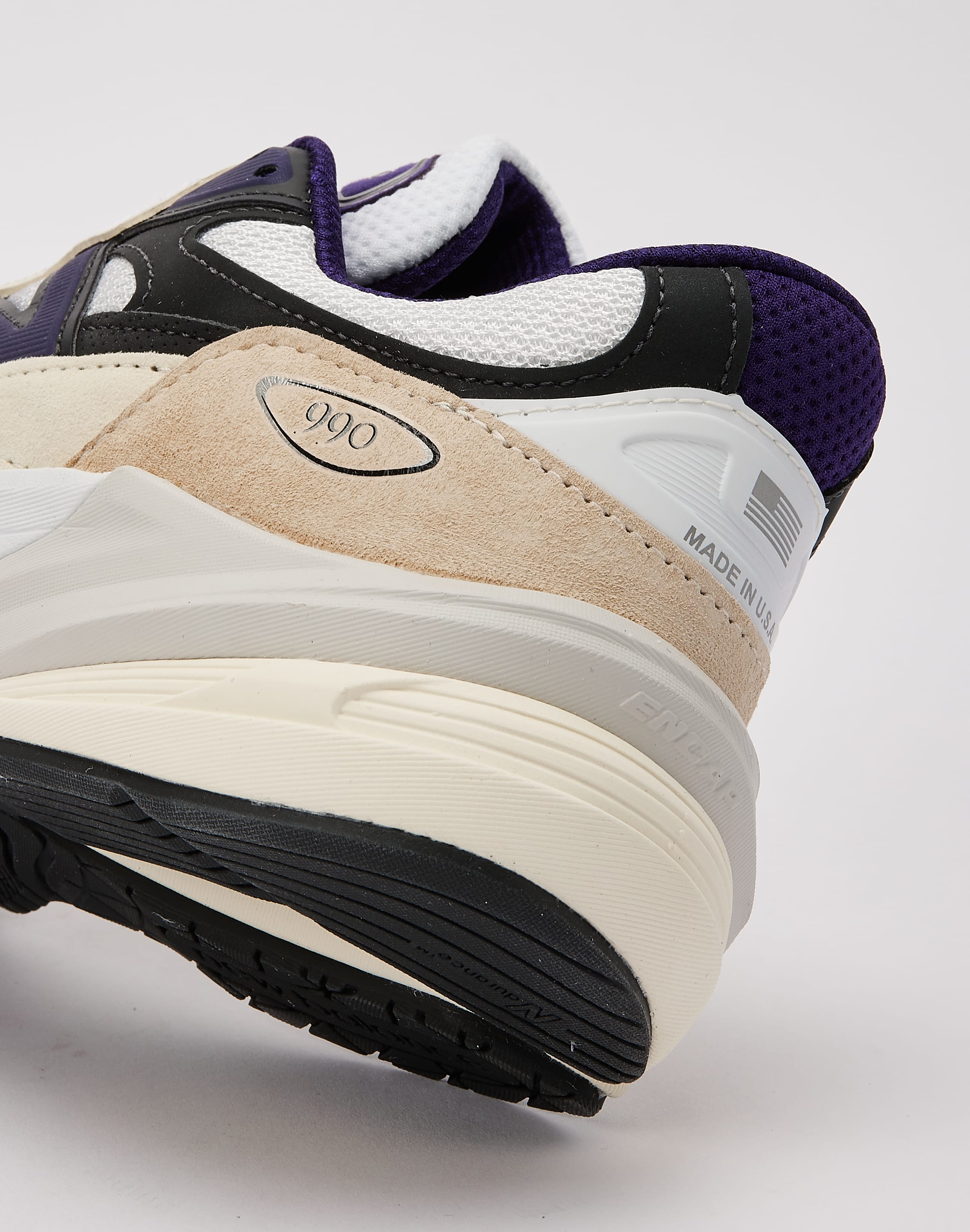 Photo of New Balance MADE In USA 990v6