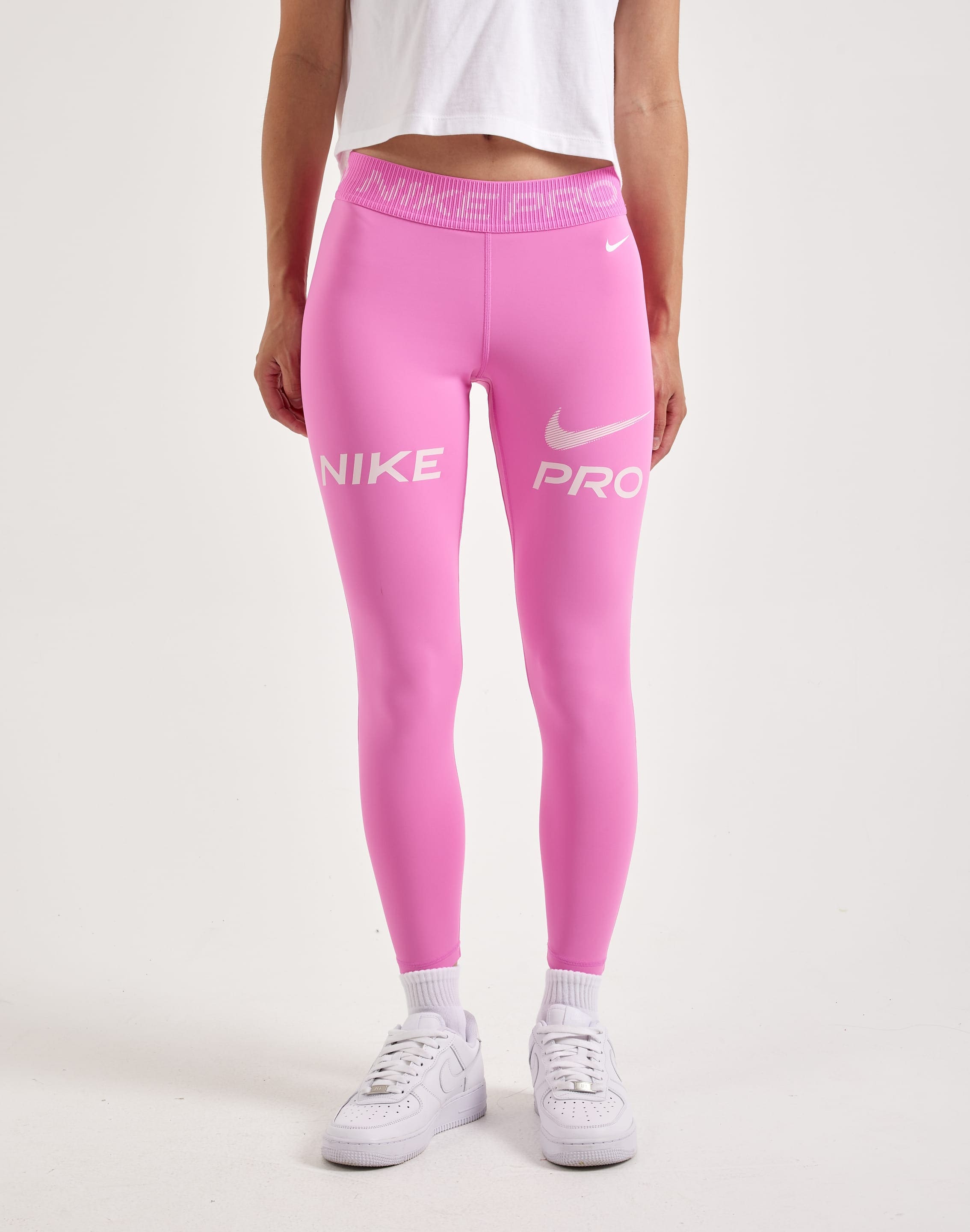 Nike Pro Mid-Rise Graphic Leggings – DTLR