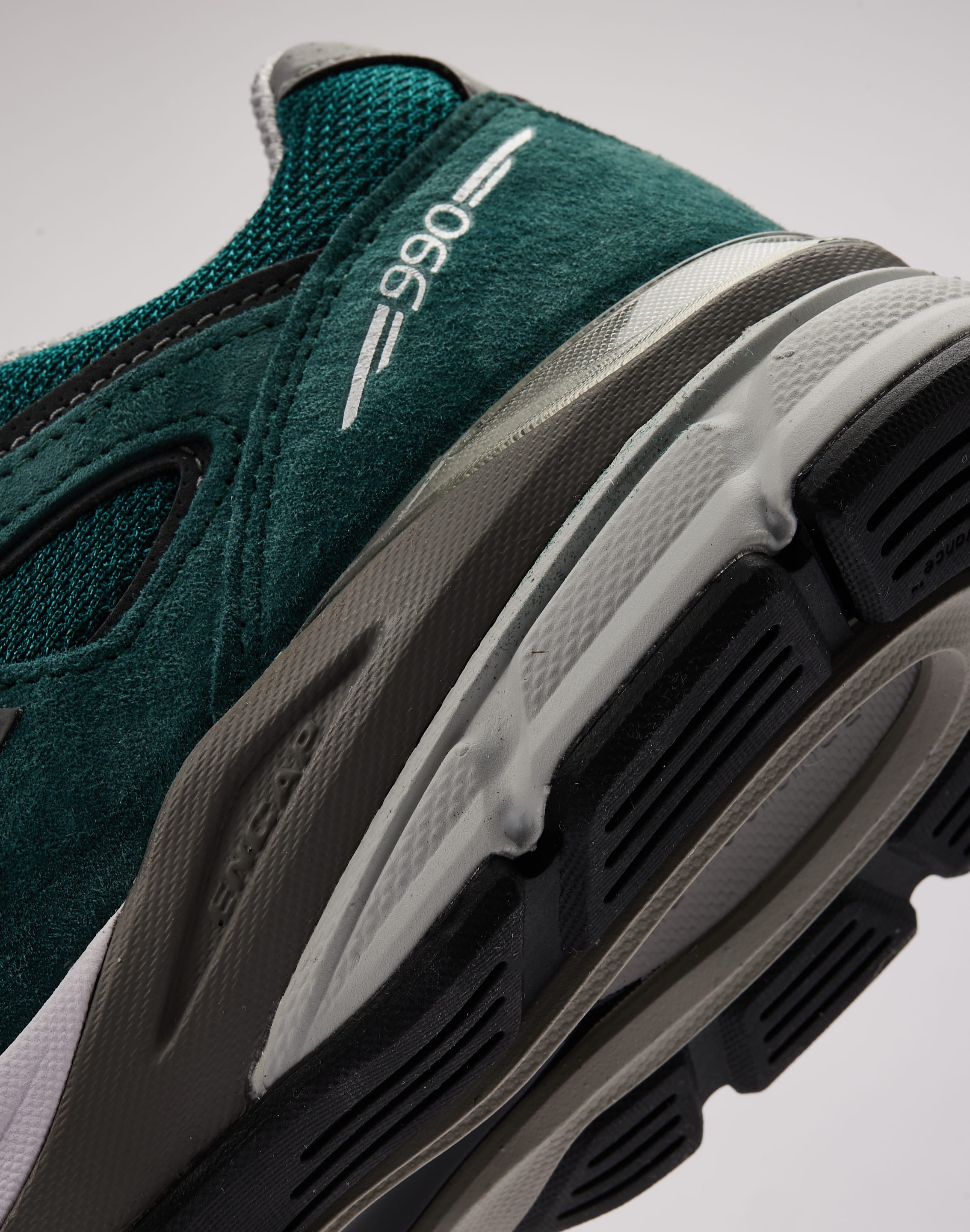 New Balance Made in USA 990v4, image 6 of 6