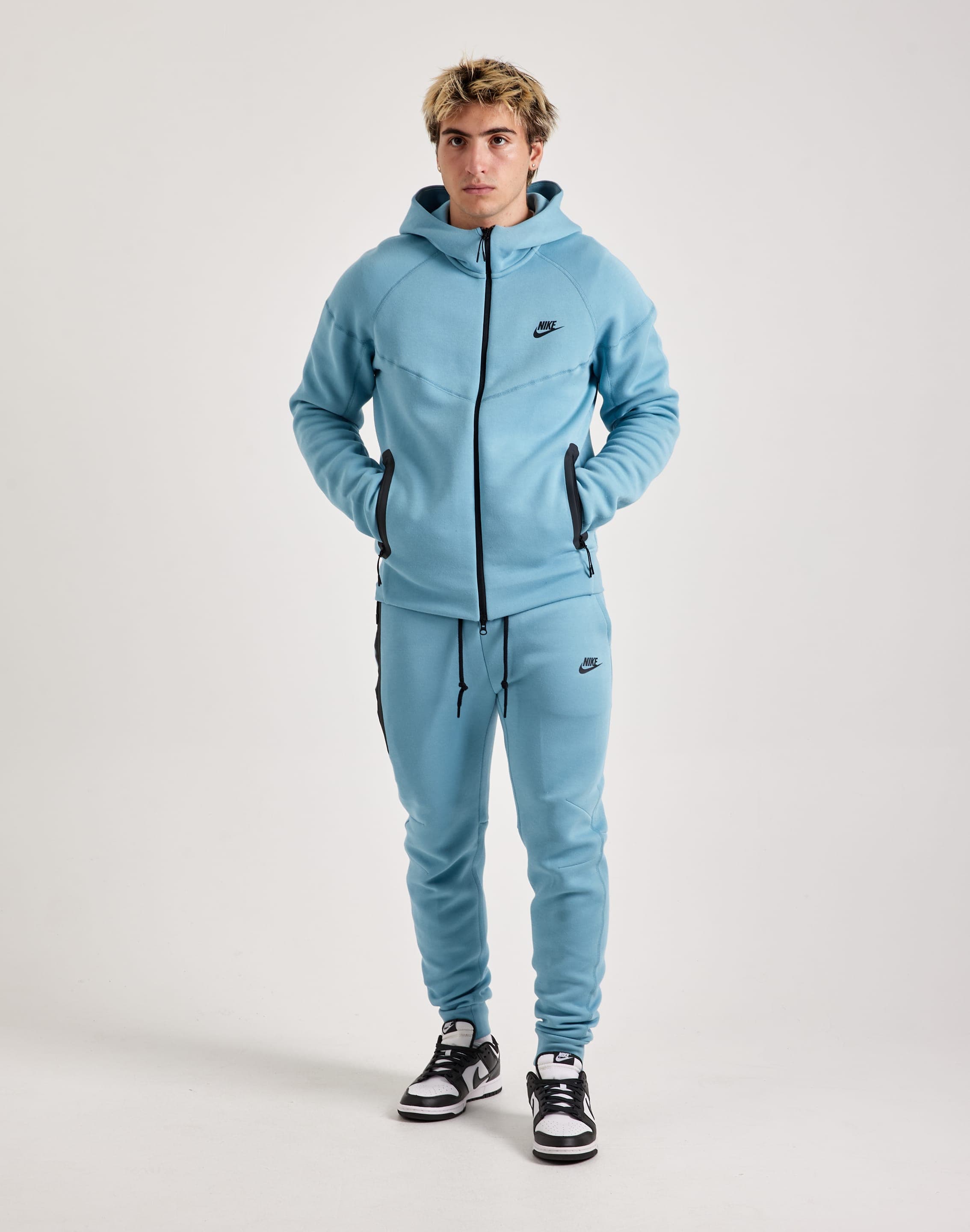 Nike Tech Fleece Slim-Fit Joggers – DTLR - Main Image