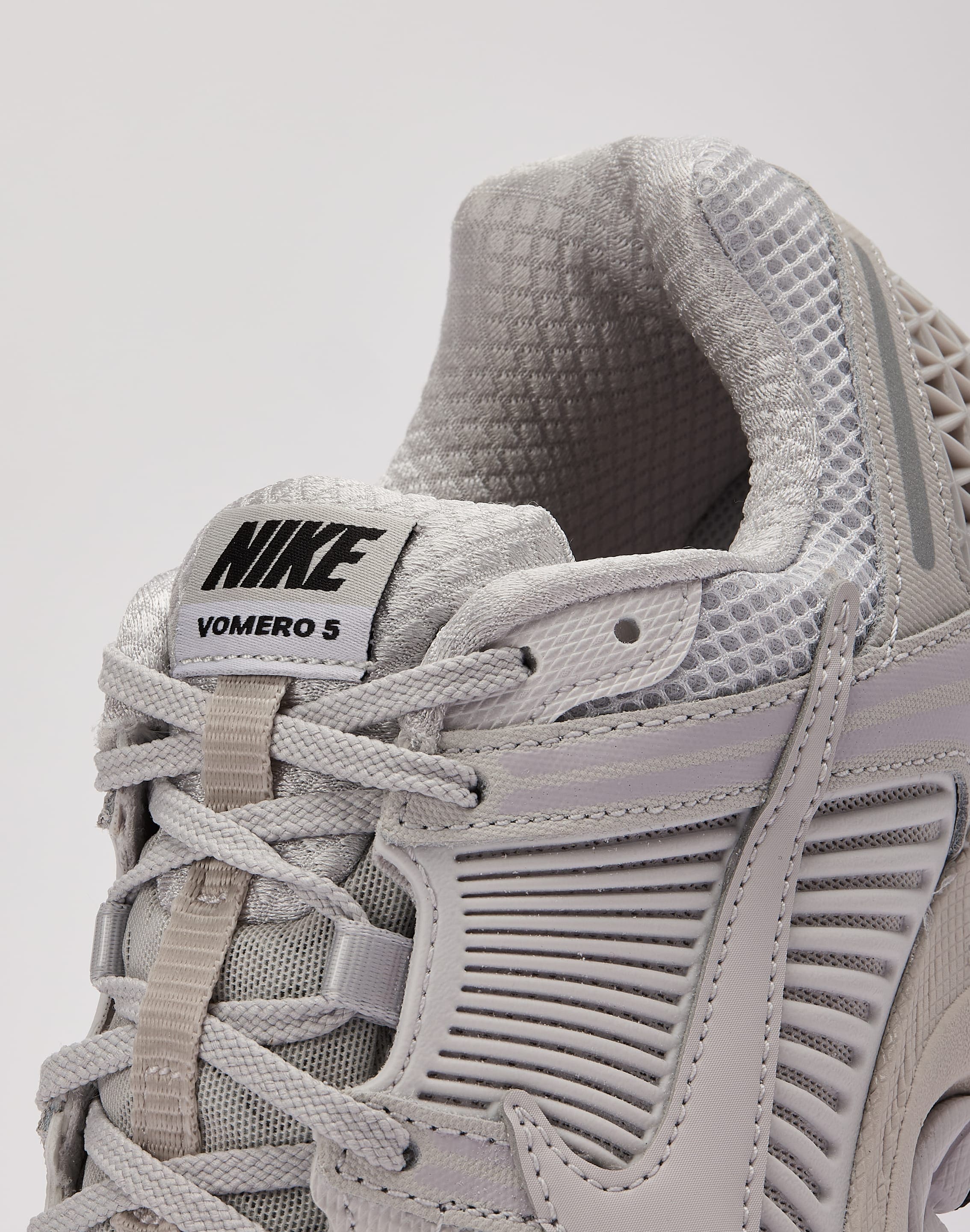 Nike Zoom Vomero 5 – DTLR