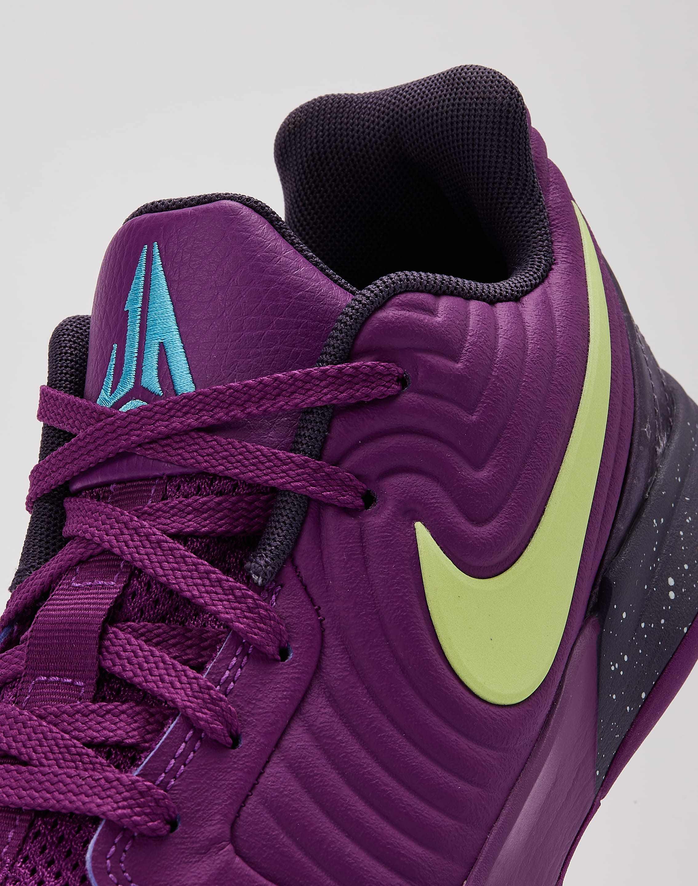 JA2 パープル Nike Ja 2 Grade-School – DTLR